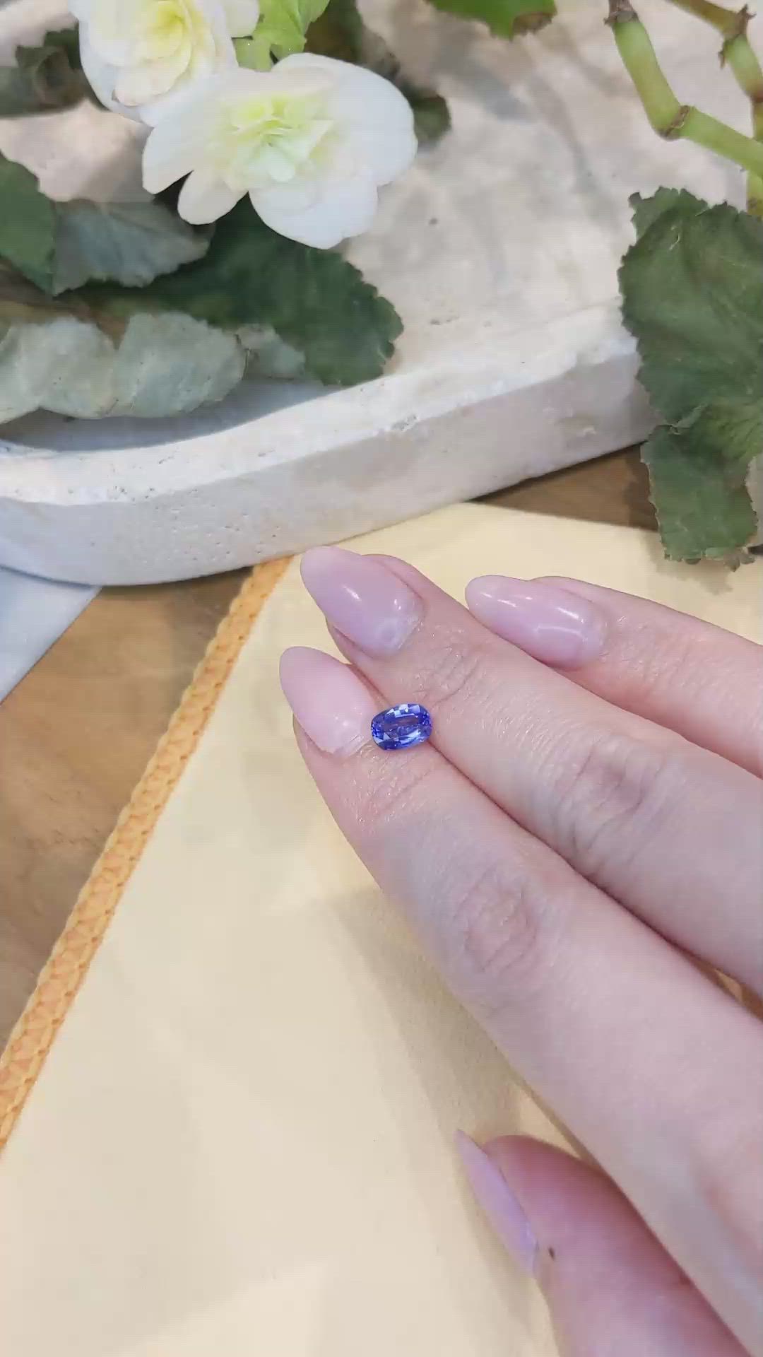 1.05 Ct. Blue Sapphire from Ceylon (Sri Lanka) Size Video