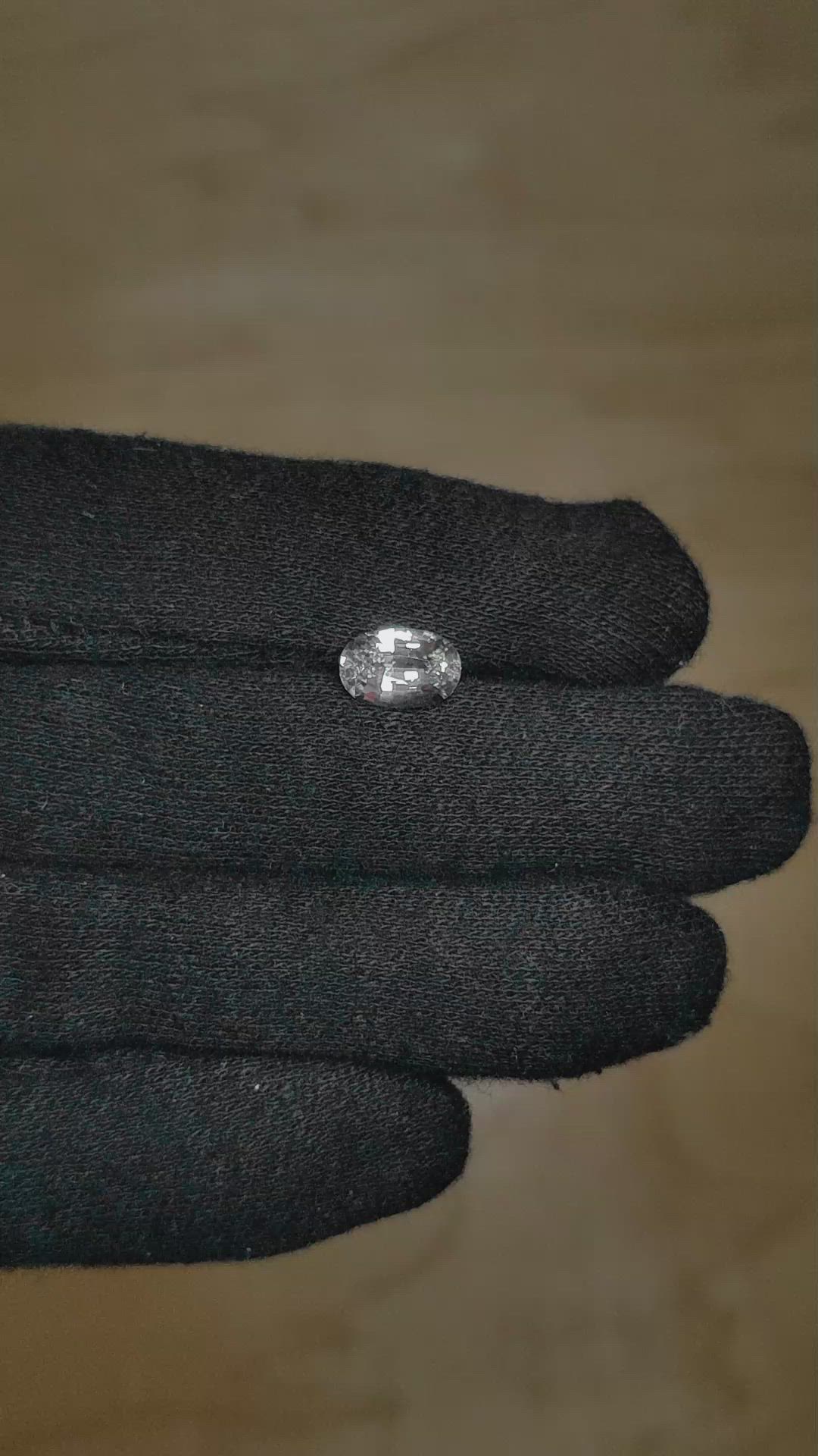 1.77 Ct. White Sapphire from Ceylon (Sri Lanka) Size Video
