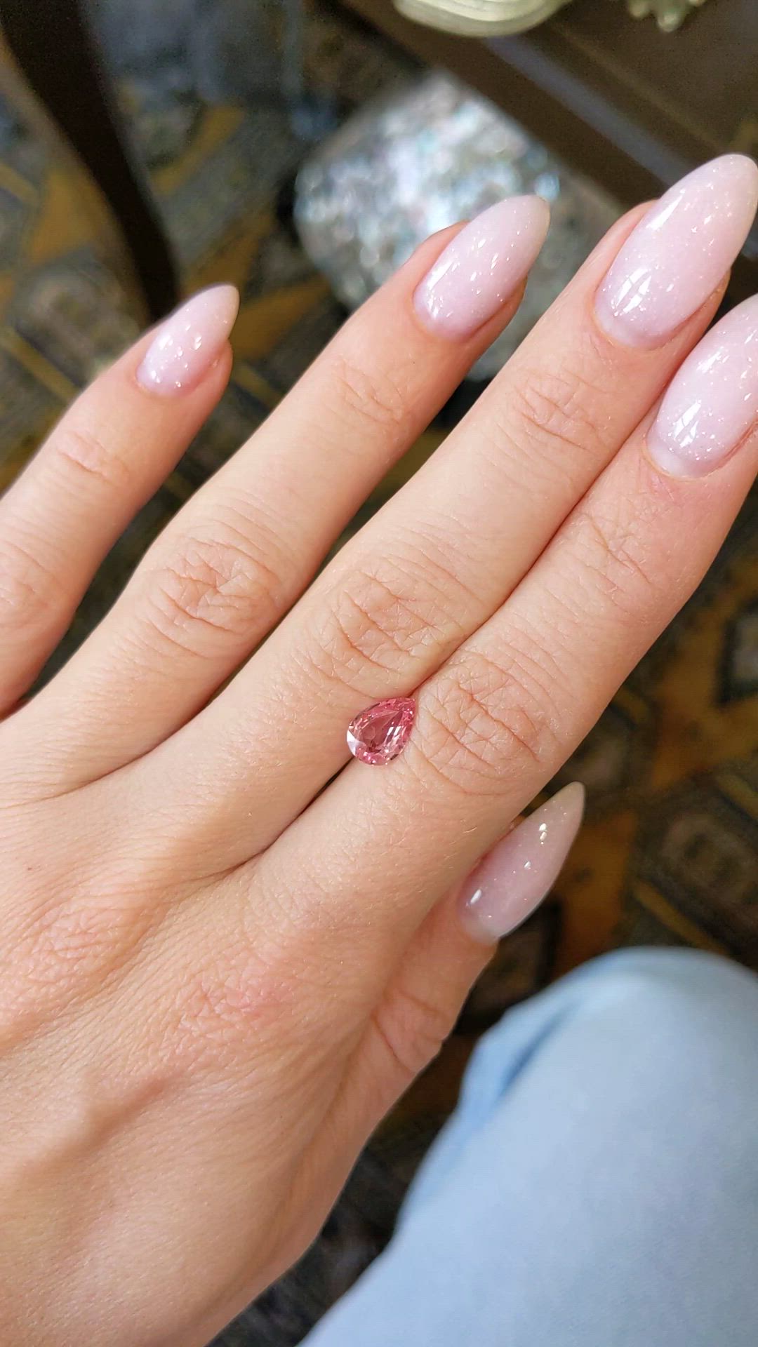 1.05 Ct. Padparadscha Sapphire from Ceylon (Sri Lanka) Size Video