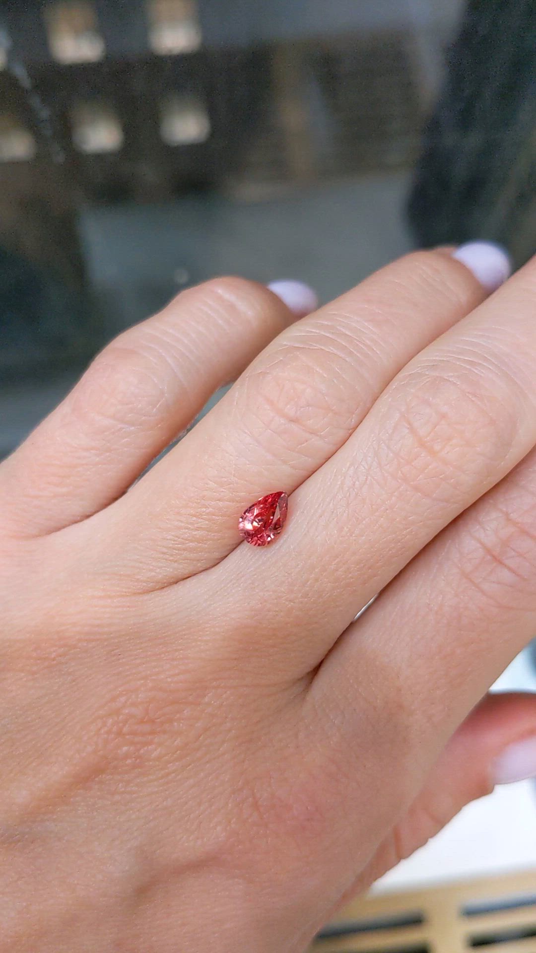 1.03 Ct. Padparadscha Sapphire from Ceylon (Sri Lanka) Size Video