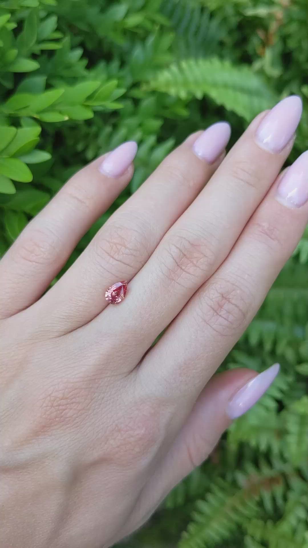 1.03 Ct. Padparadscha Sapphire from Ceylon (Sri Lanka) Size Video