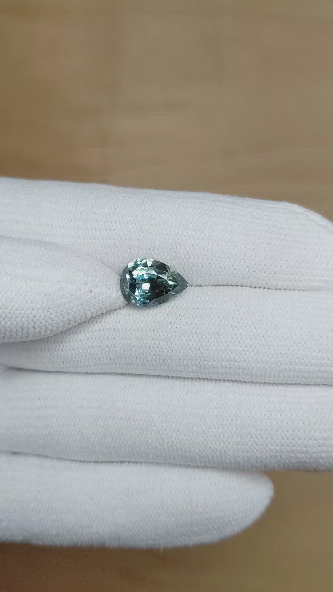 4.36 Ct. Greenish Blue Sapphire from Ceylon (Sri Lanka) Size Video