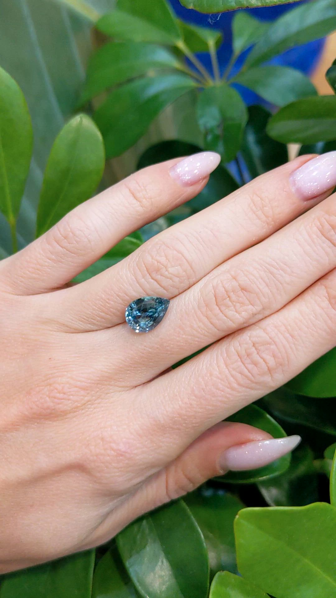 4.36 Ct. Greenish Blue Sapphire from Ceylon (Sri Lanka) Size Video