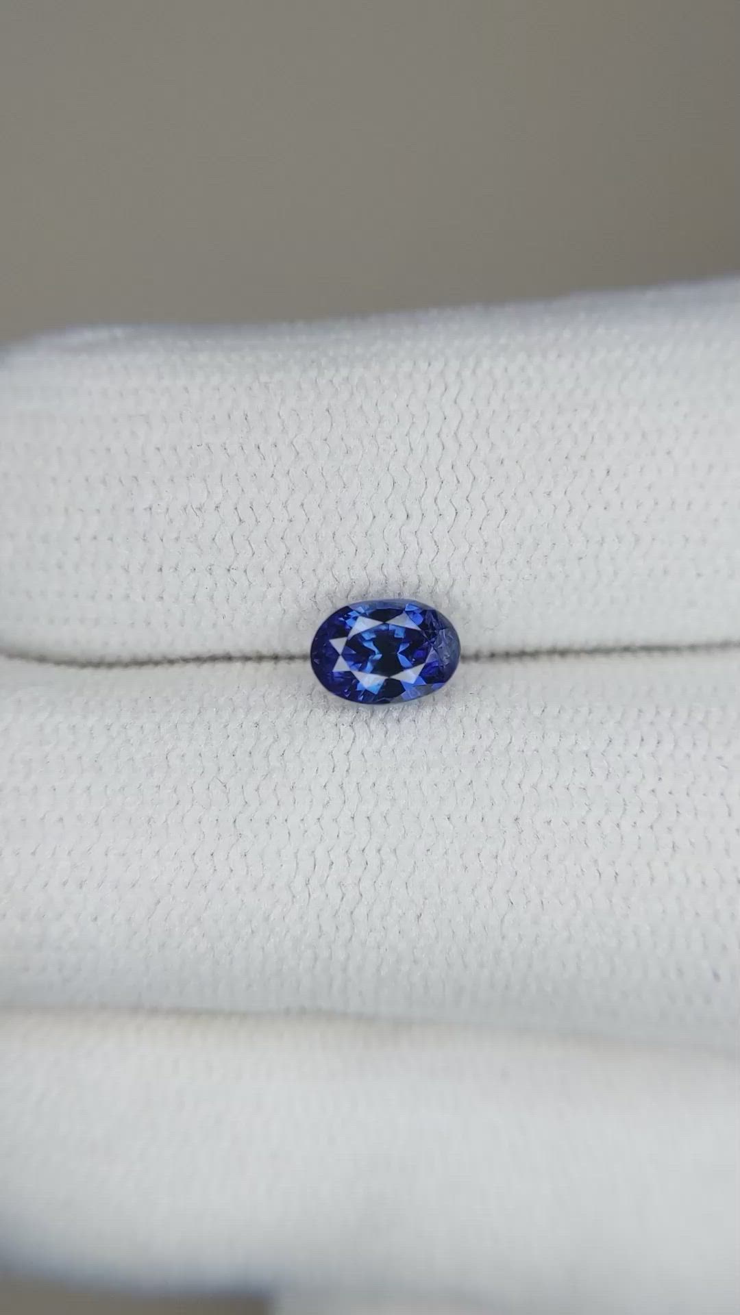0.84 Ct. Blue Sapphire from Ceylon (Sri Lanka) Size Video