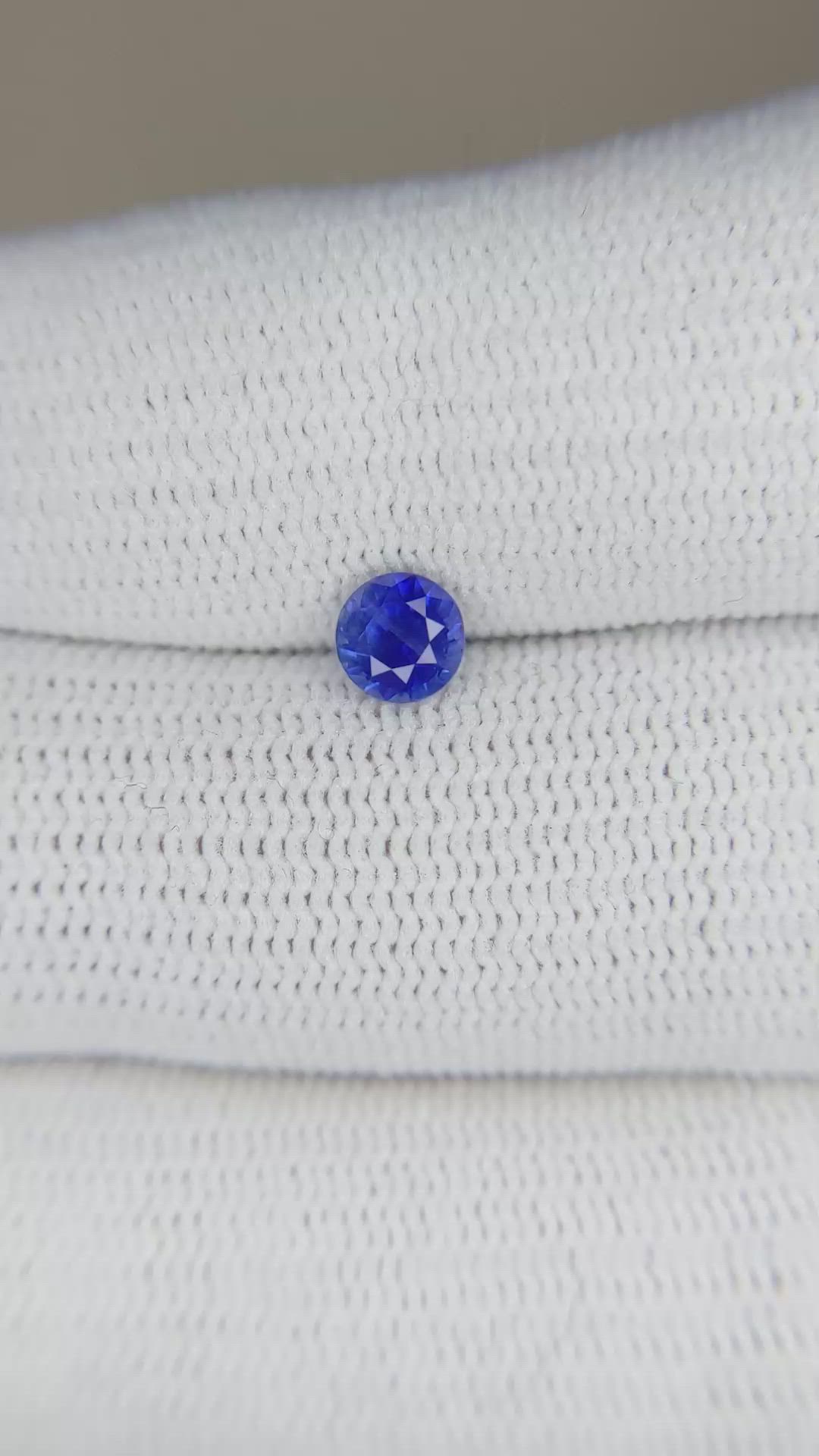 0.57 Ct. Blue Sapphire from Ceylon (Sri Lanka) Size Video