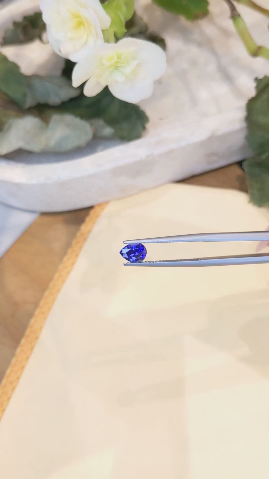 1.15 Ct. Blue Sapphire from Ceylon (Sri Lanka) Size Video