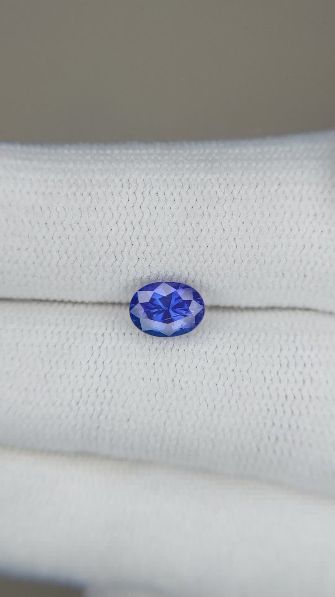 1.19 Ct. Purplish Blue Sapphire from Ceylon (Sri Lanka) Size Video