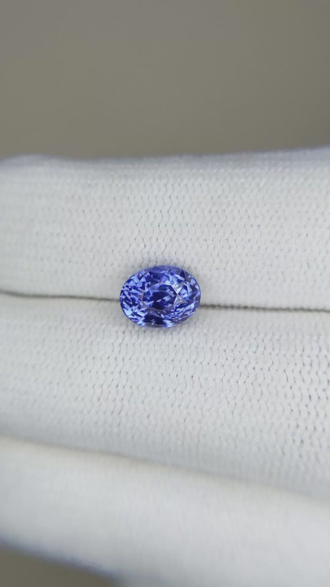 1.68 Ct. Blue Sapphire from Ceylon (Sri Lanka) Size Video