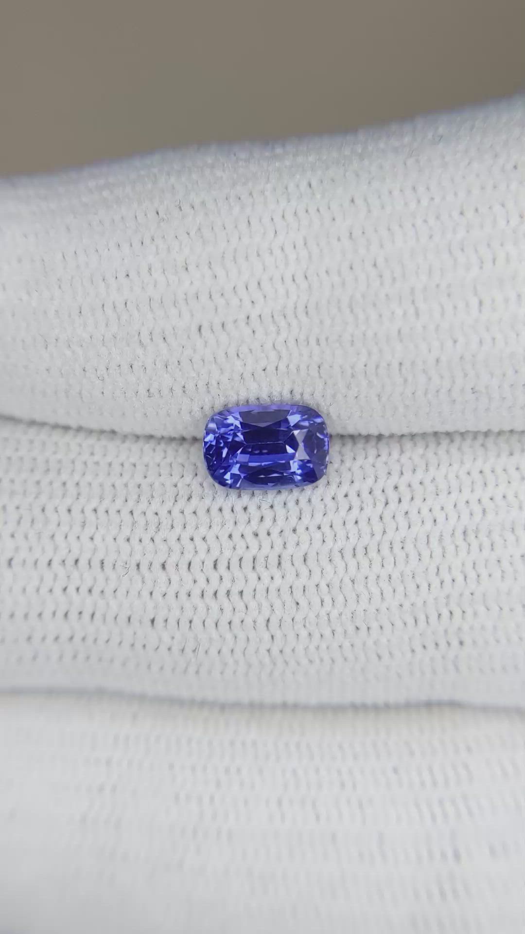 1.24 Ct. Blue Sapphire from Ceylon (Sri Lanka) Size Video