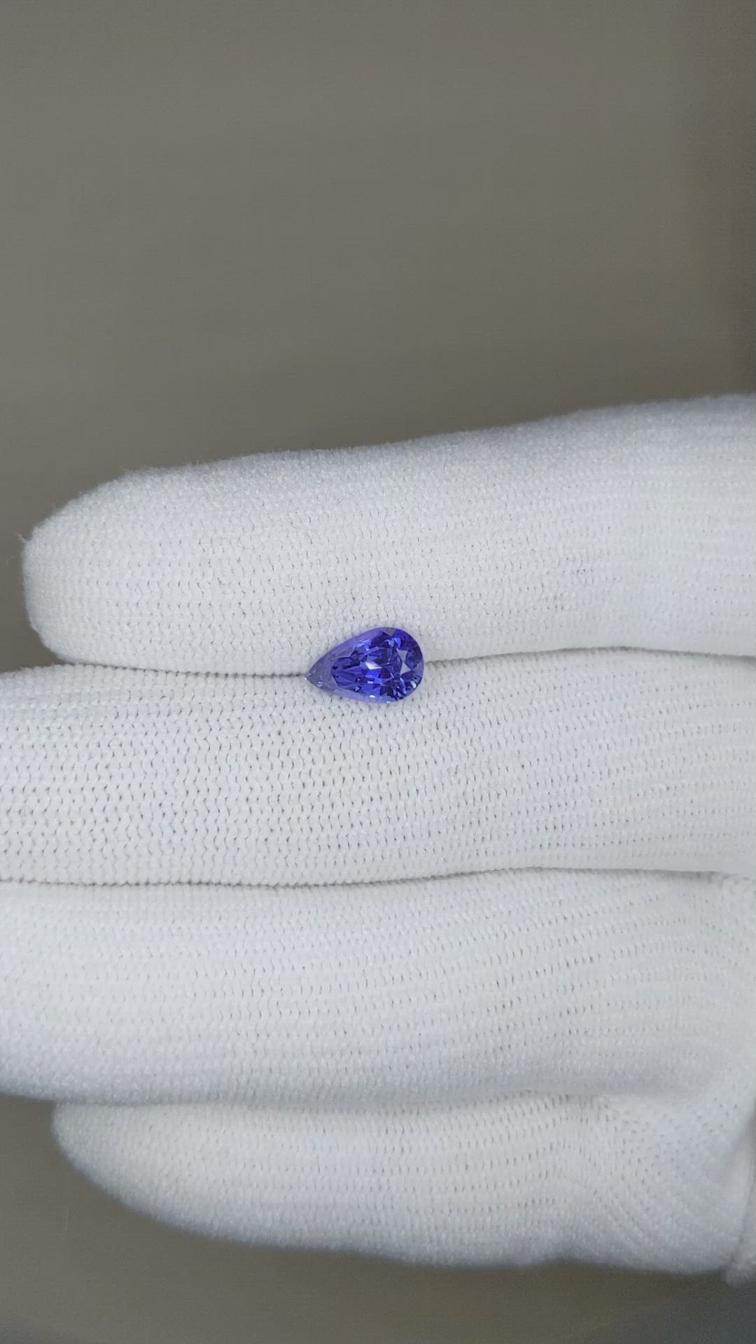 1.66 Ct. Blue Sapphire from Ceylon (Sri Lanka) Size Video