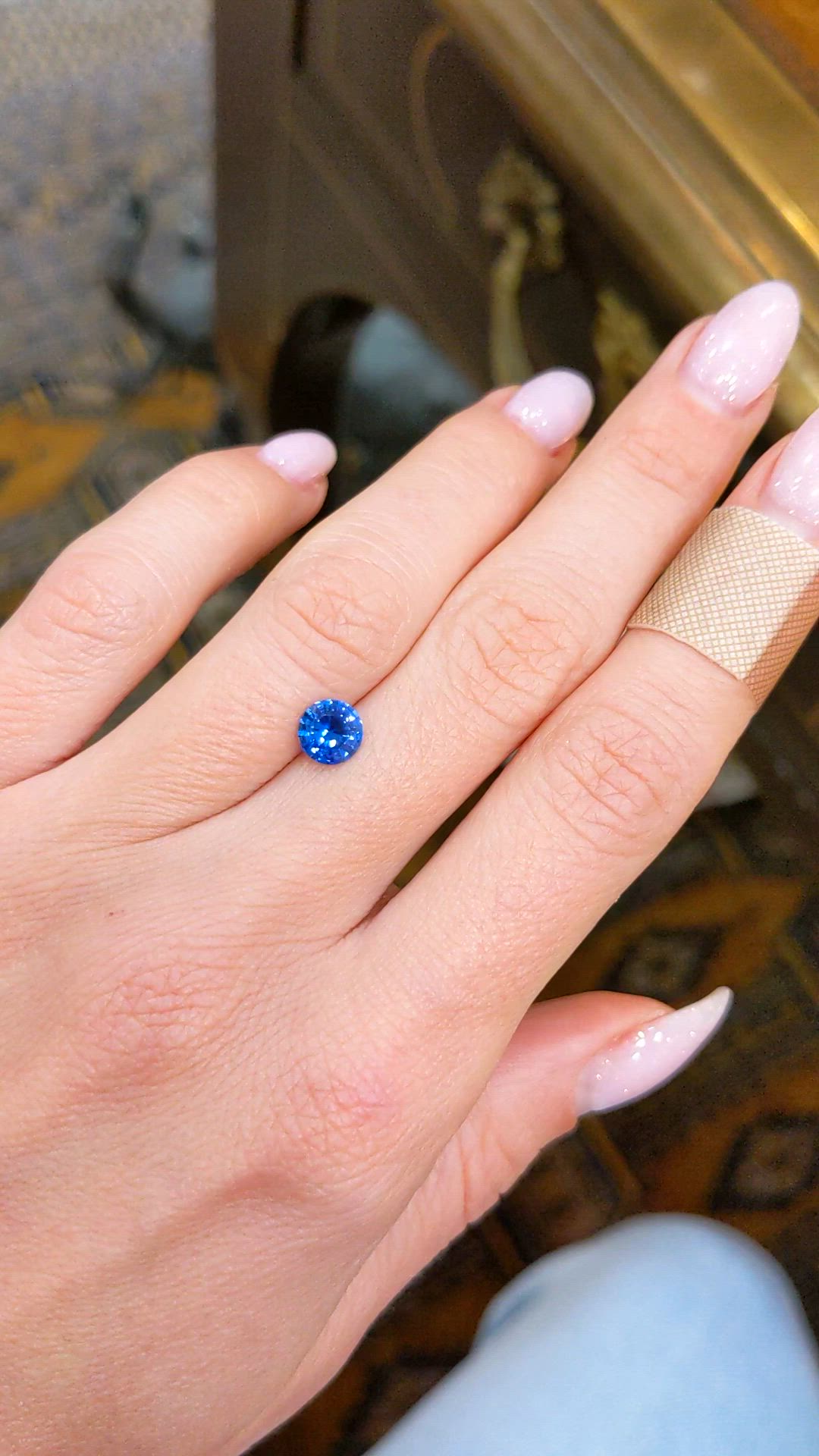0.96 Ct. Blue Sapphire from Ceylon (Sri Lanka) Size Video