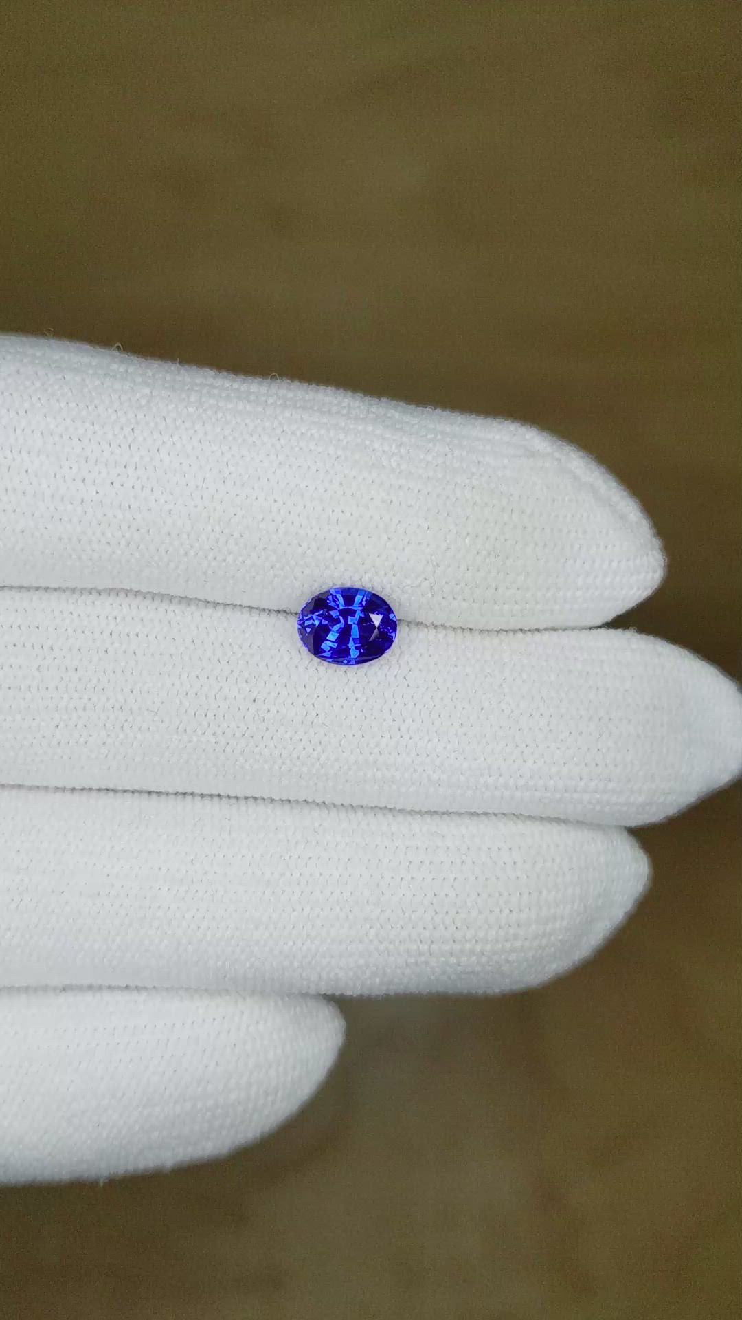 1.34 Ct. Blue Sapphire from Ceylon (Sri Lanka) Size Video