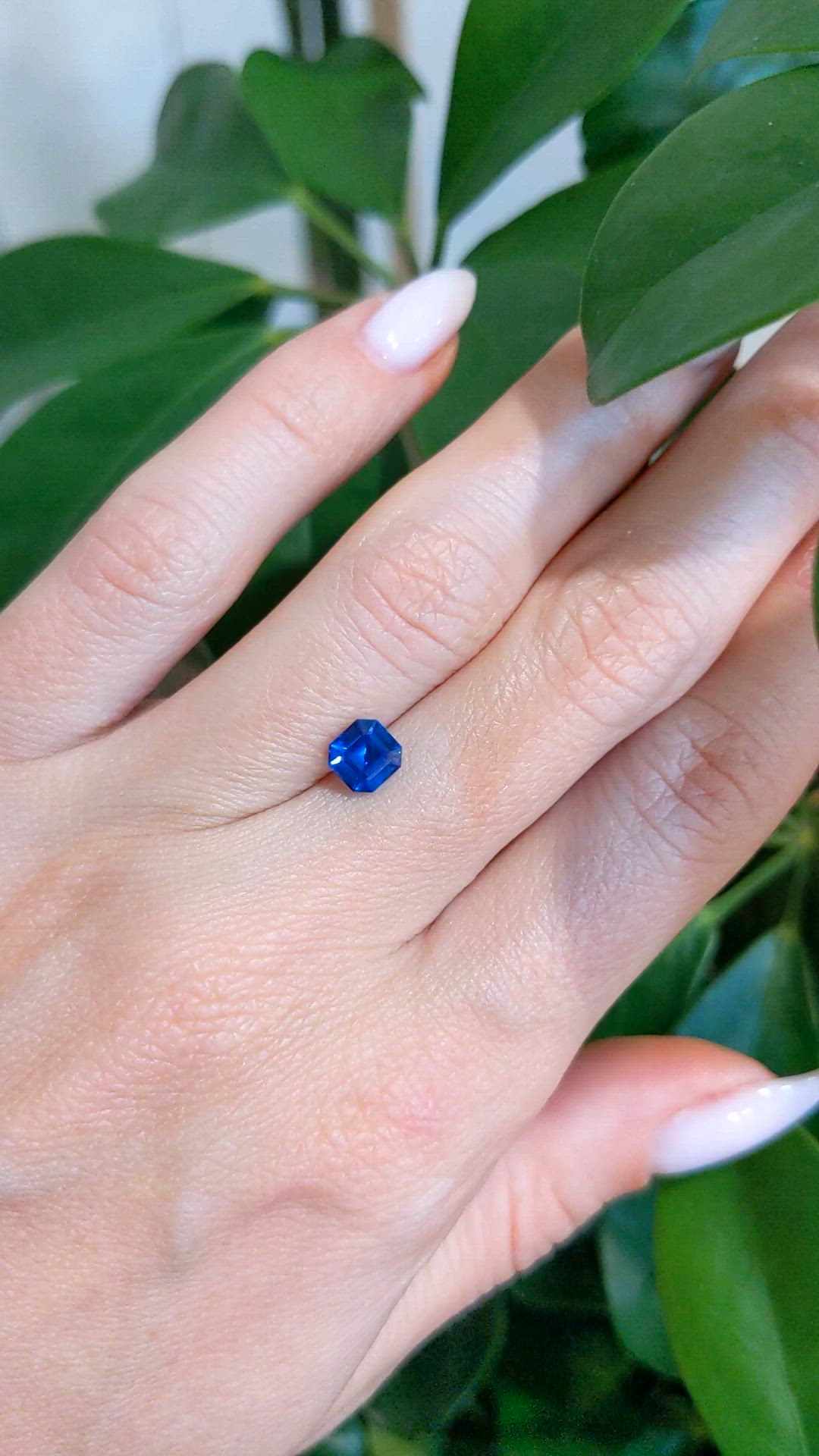 1.06 Ct. Blue Sapphire from Ceylon (Sri Lanka) Size Video