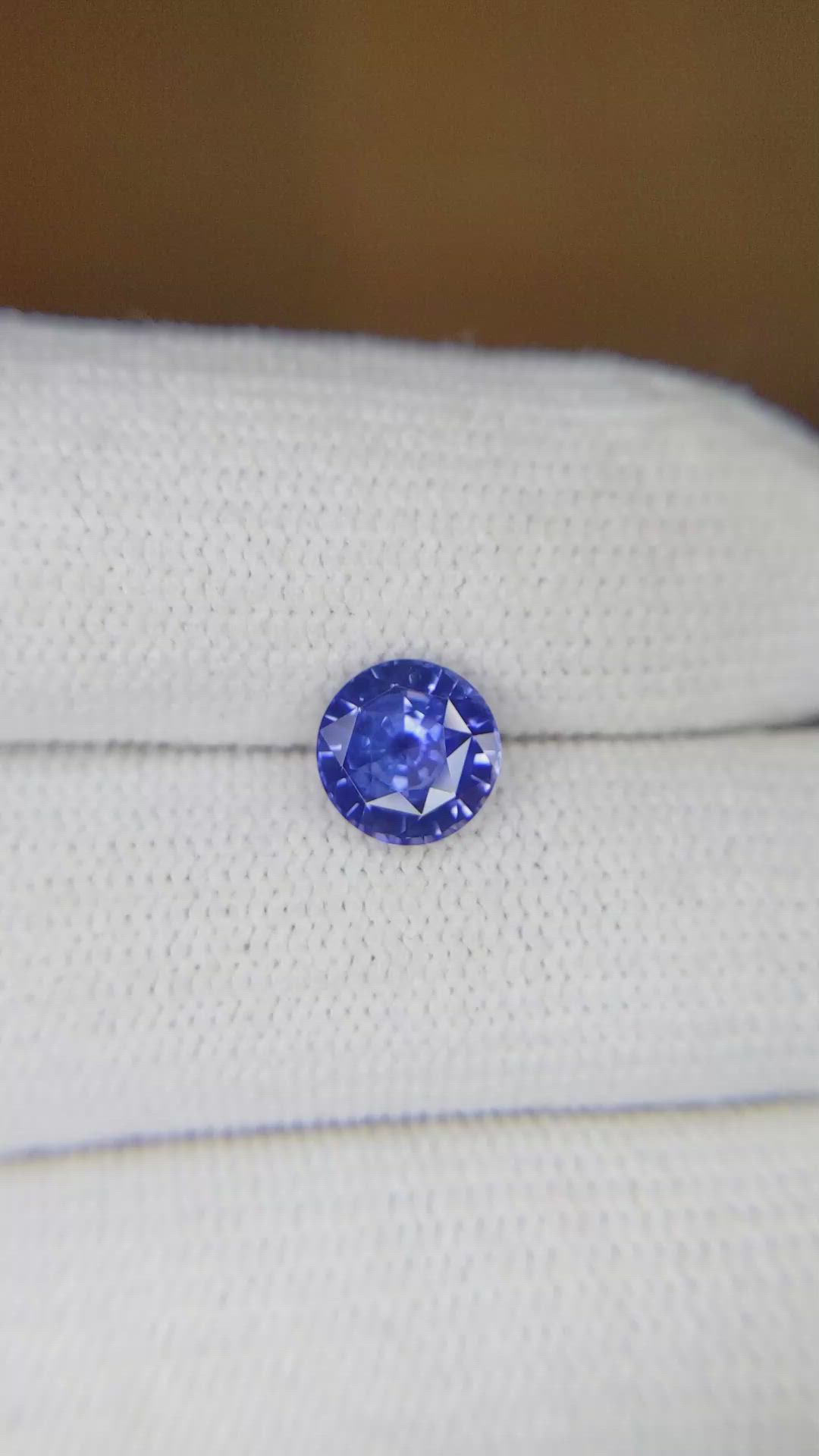 1.57 Ct. Blue Sapphire from Ceylon (Sri Lanka) Size Video