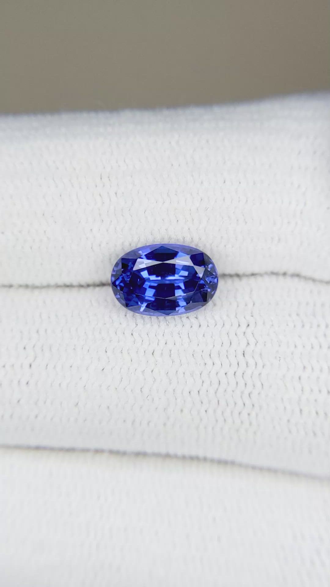 2.03 Ct. Blue Sapphire from Ceylon (Sri Lanka) Size Video