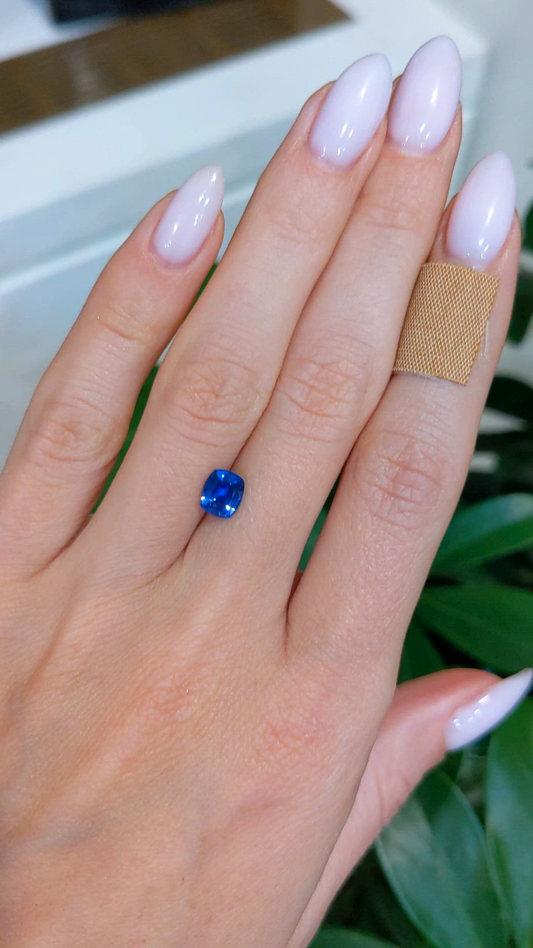 1.14 Ct. Blue Sapphire from Ceylon (Sri Lanka) Size Video