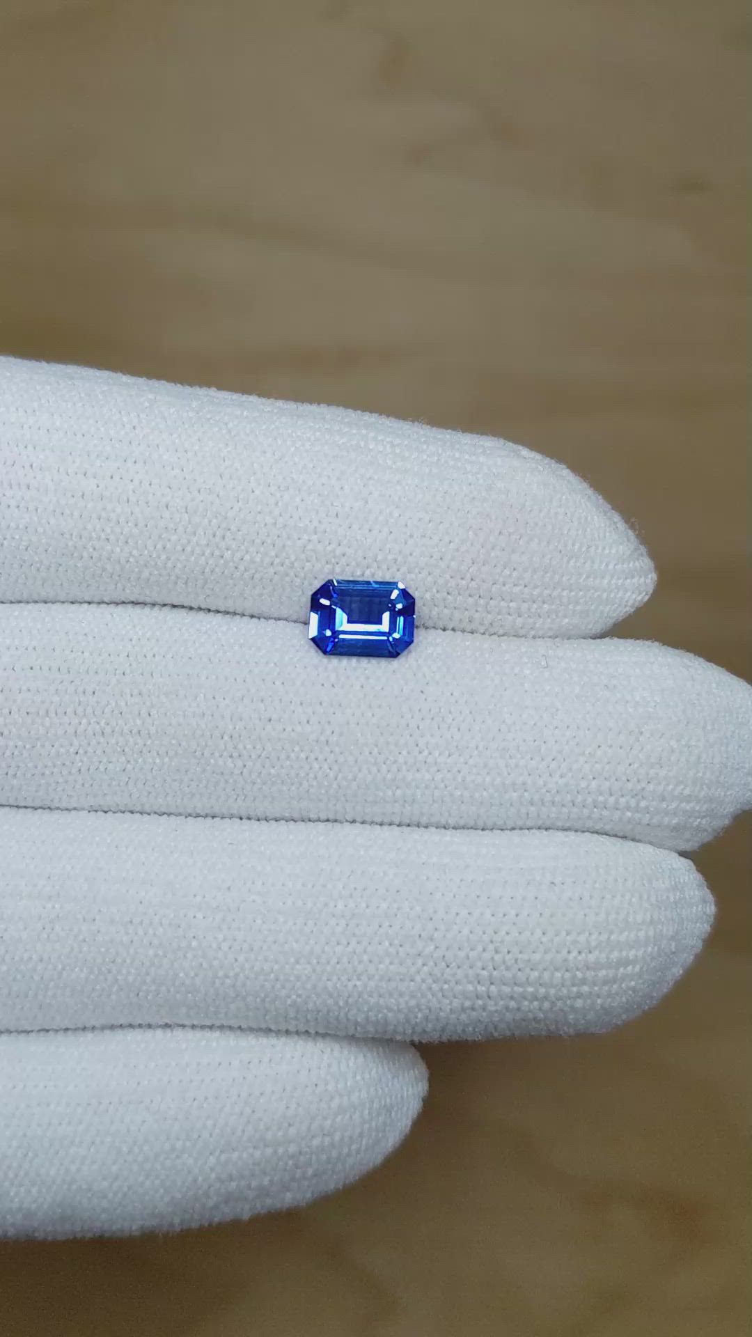 1.19 Ct. Blue Sapphire from Ceylon (Sri Lanka) Size Video