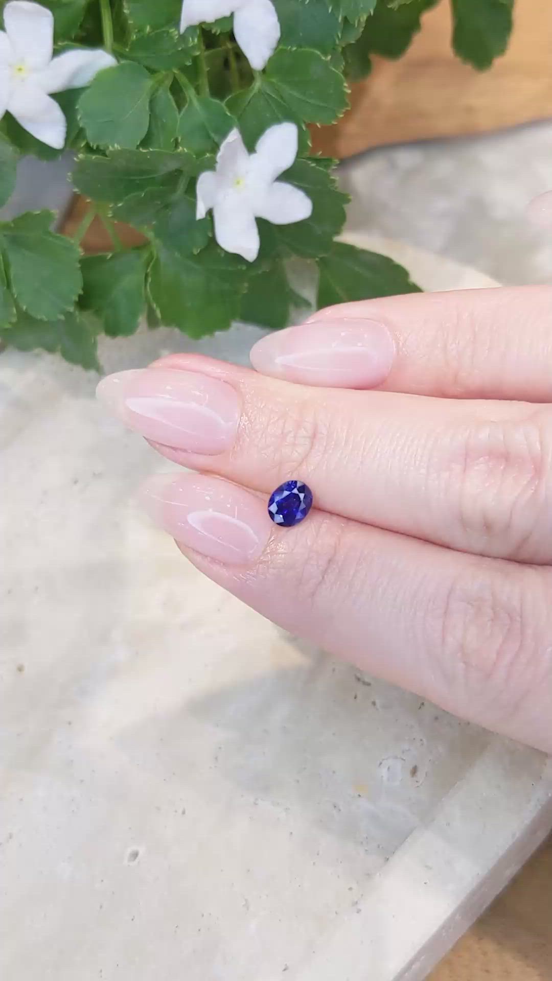 0.75 Ct. Blue Sapphire from Ceylon (Sri Lanka) Size Video