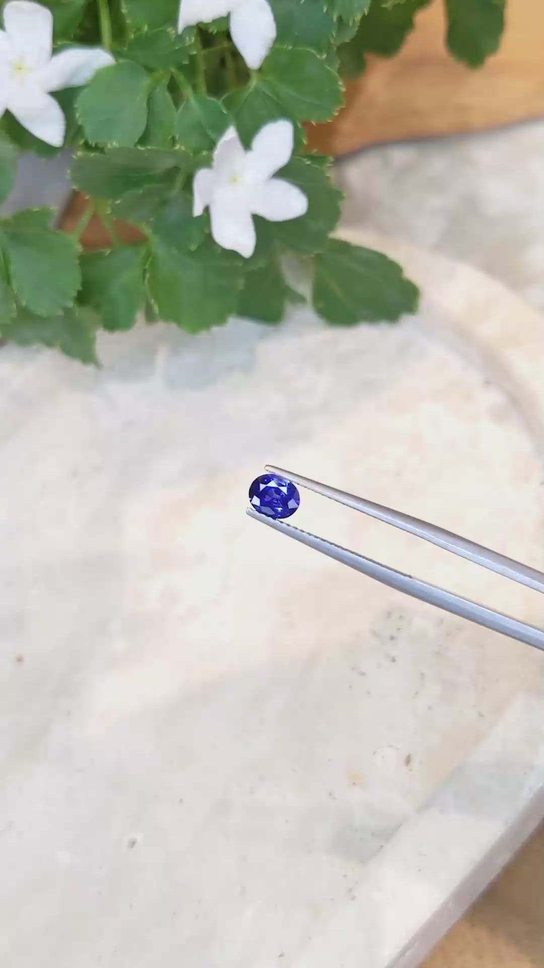 0.75 Ct. Blue Sapphire from Ceylon (Sri Lanka) Size Video