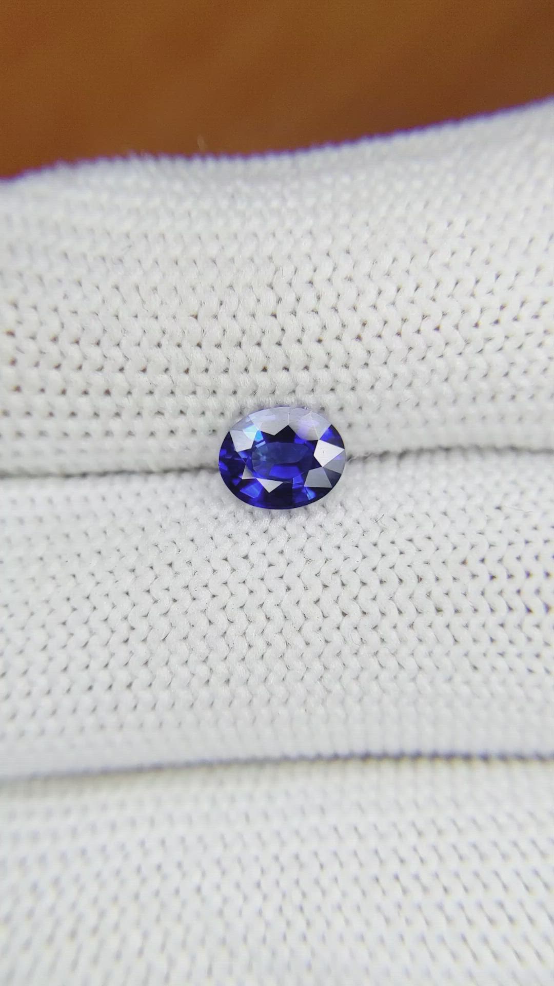 1.02 Ct. Blue Sapphire from Ceylon (Sri Lanka) Size Video