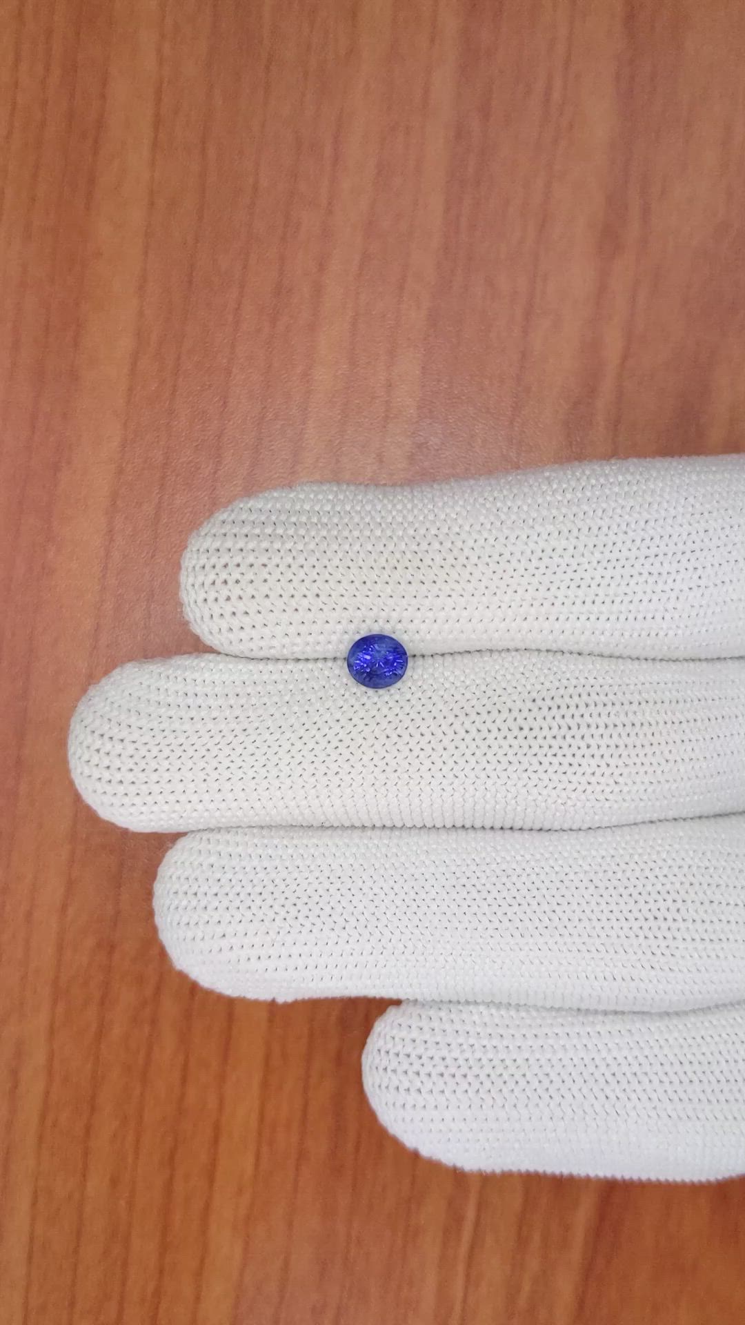 0.89 Ct. Blue Sapphire from Ceylon (Sri Lanka) Size Video