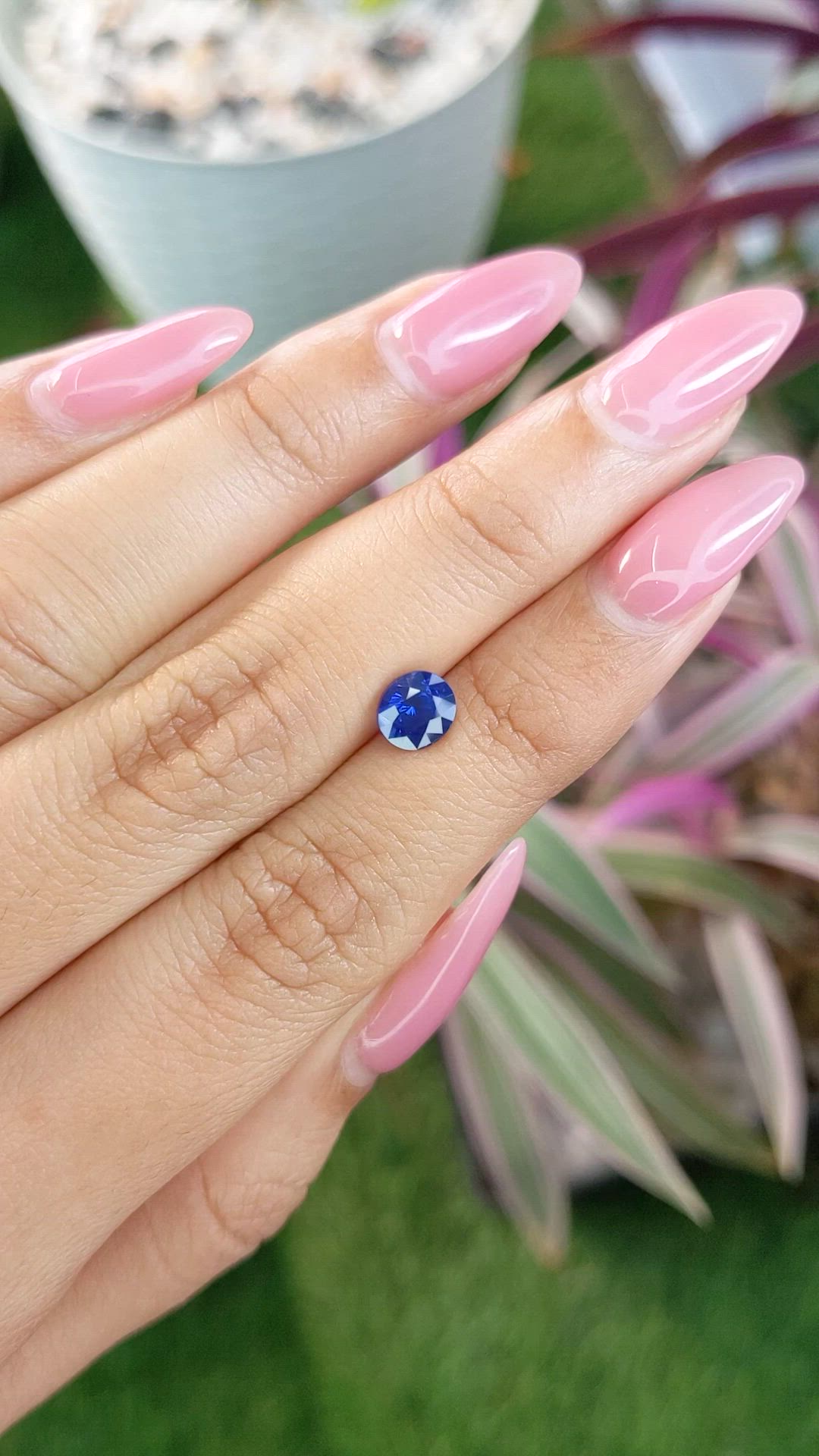 1.35 Ct. Blue Sapphire from Ceylon (Sri Lanka) Size Video