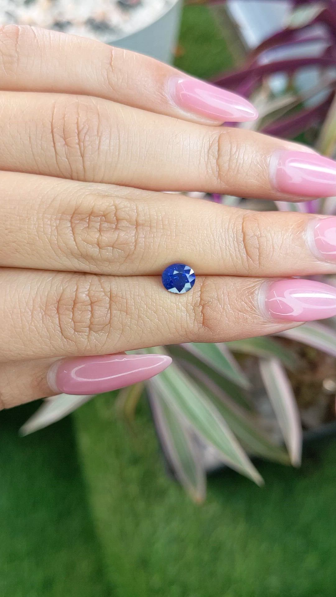 1.35 Ct. Blue Sapphire from Ceylon (Sri Lanka) Size Video