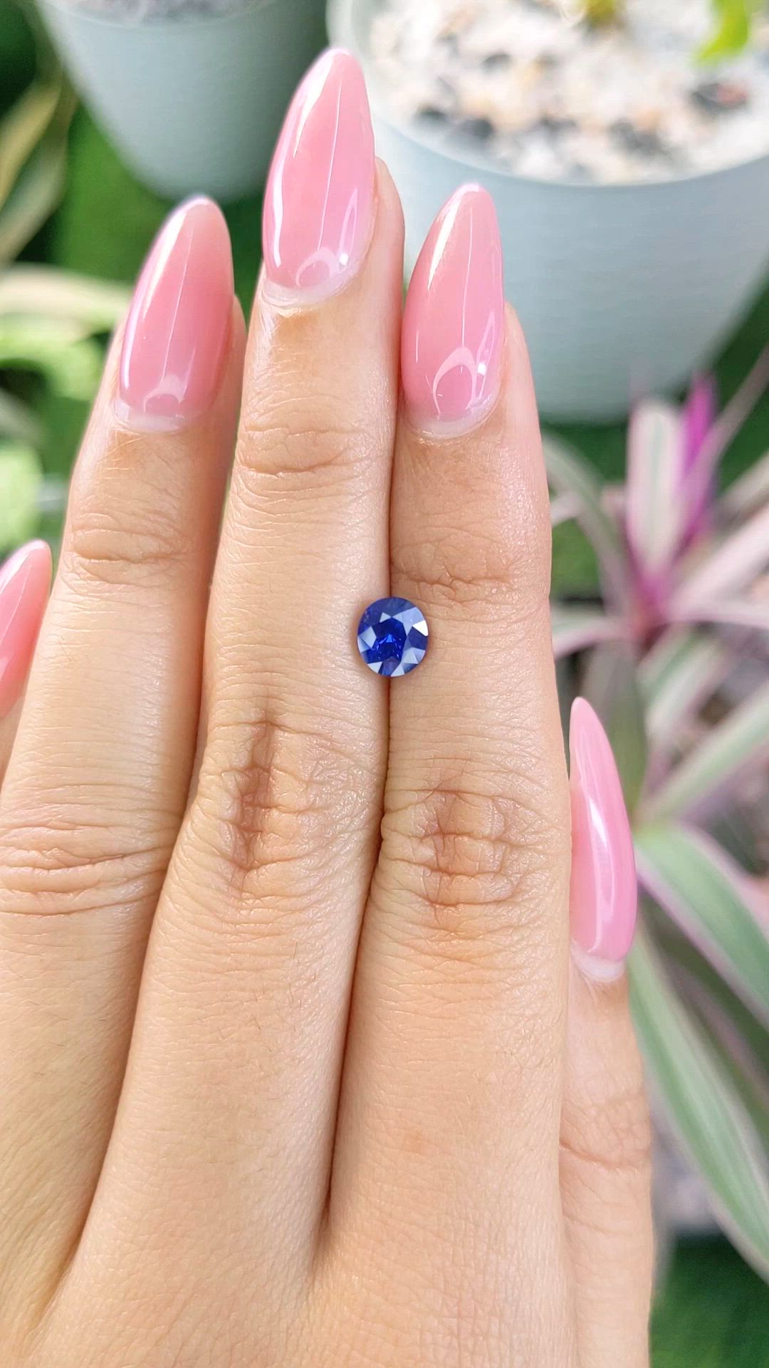 1.35 Ct. Blue Sapphire from Ceylon (Sri Lanka) Size Video