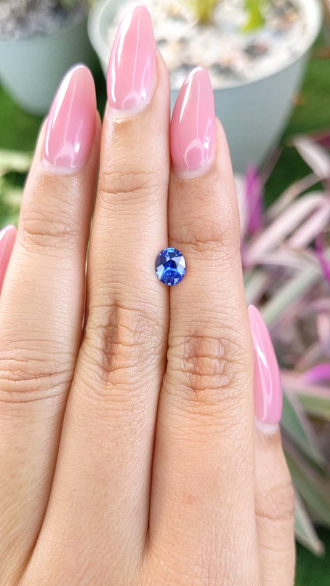 0.80 Ct. Blue Sapphire from Ceylon (Sri Lanka) Size Video