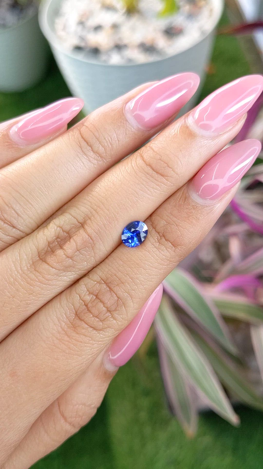 0.80 Ct. Blue Sapphire from Ceylon (Sri Lanka) Size Video