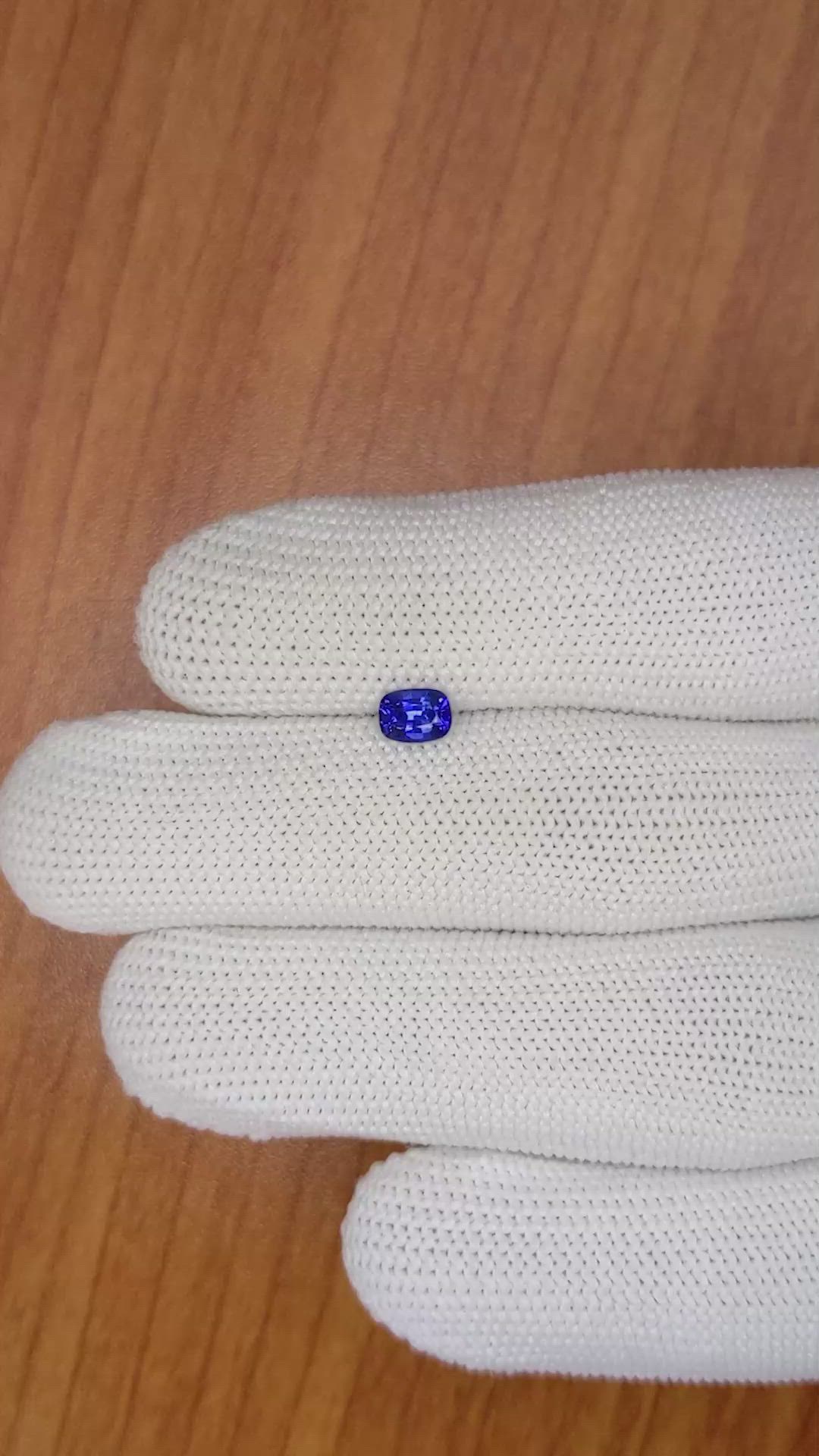 0.68 Ct. Blue Sapphire from Ceylon (Sri Lanka) Size Video