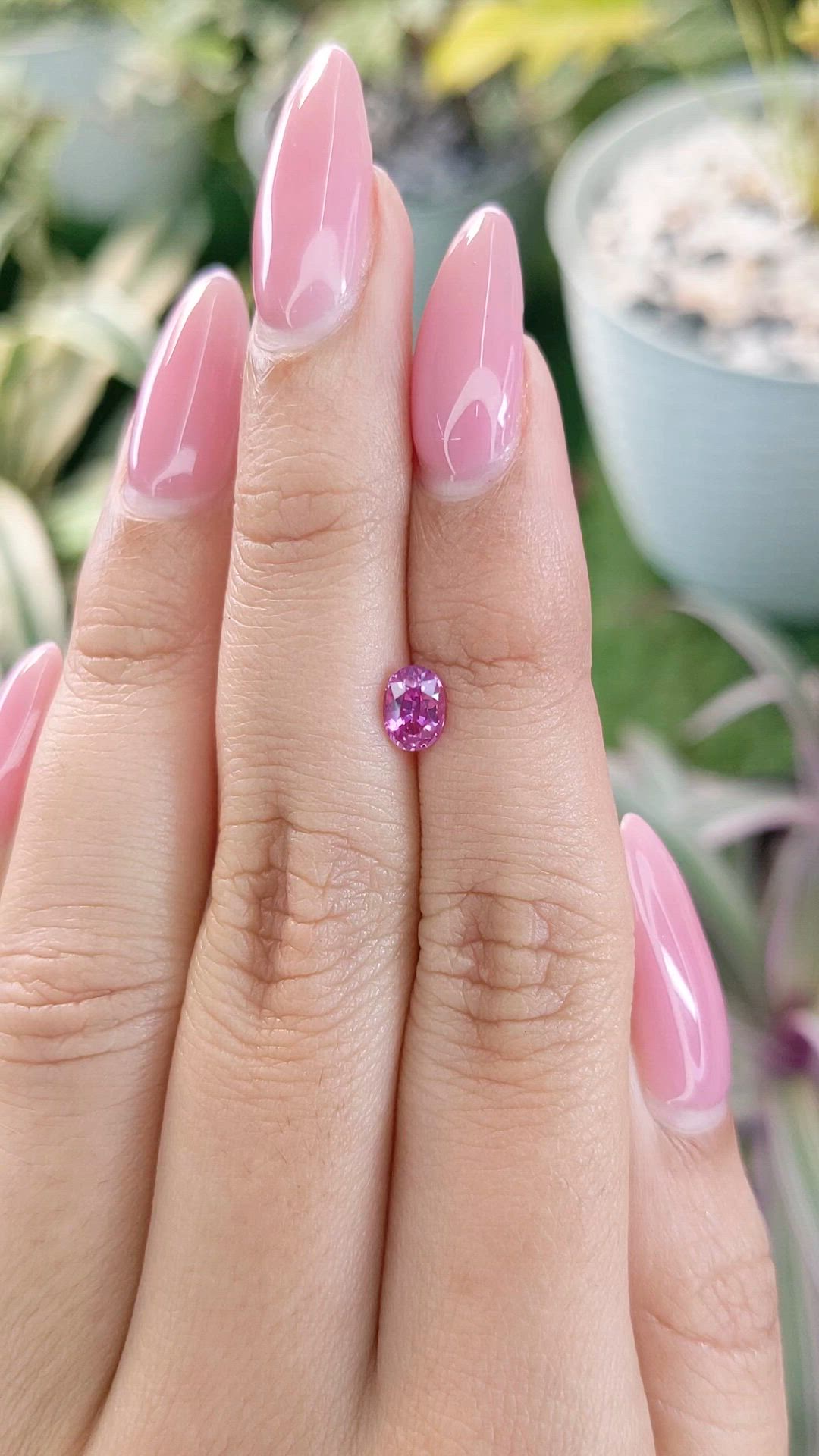 0.72 Ct. Pinkish Purple Sapphire from Ceylon (Sri Lanka) Size Video