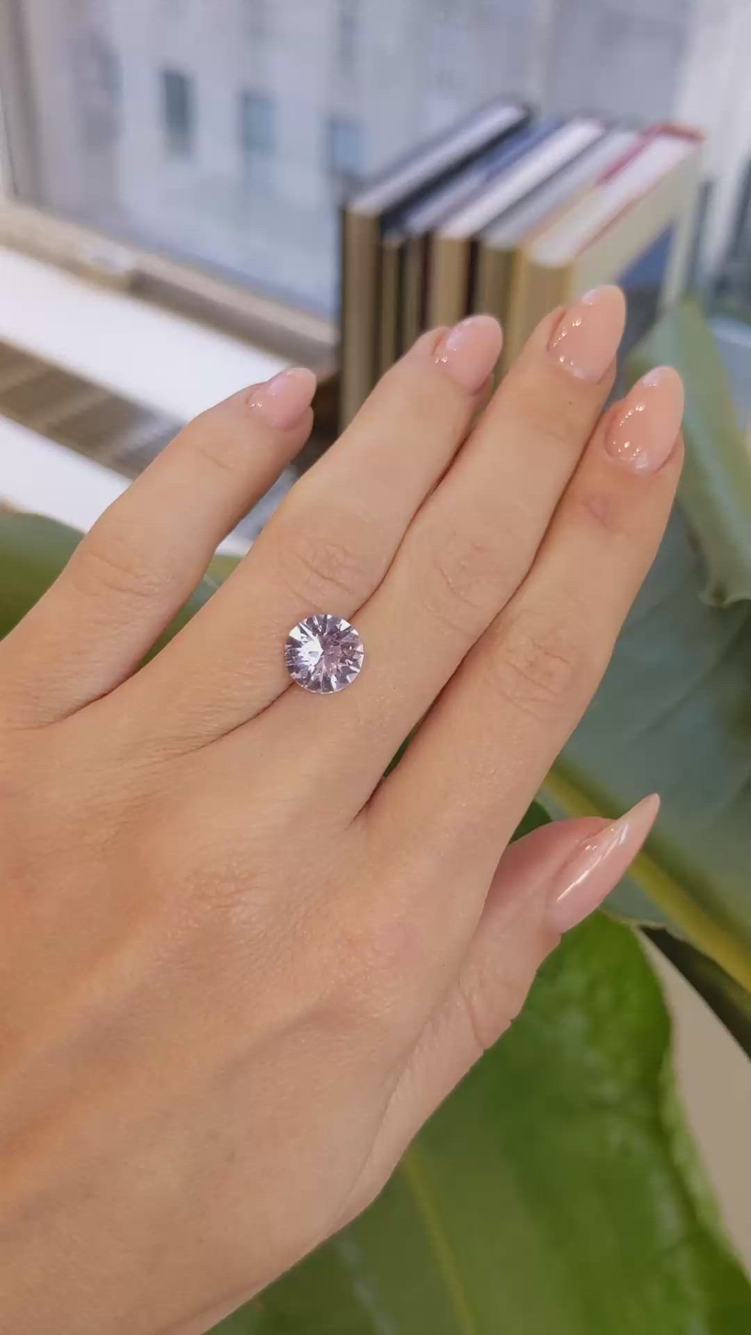 2.64 Ct. Pinkish Purple Sapphire from Ceylon (Sri Lanka) Size Video
