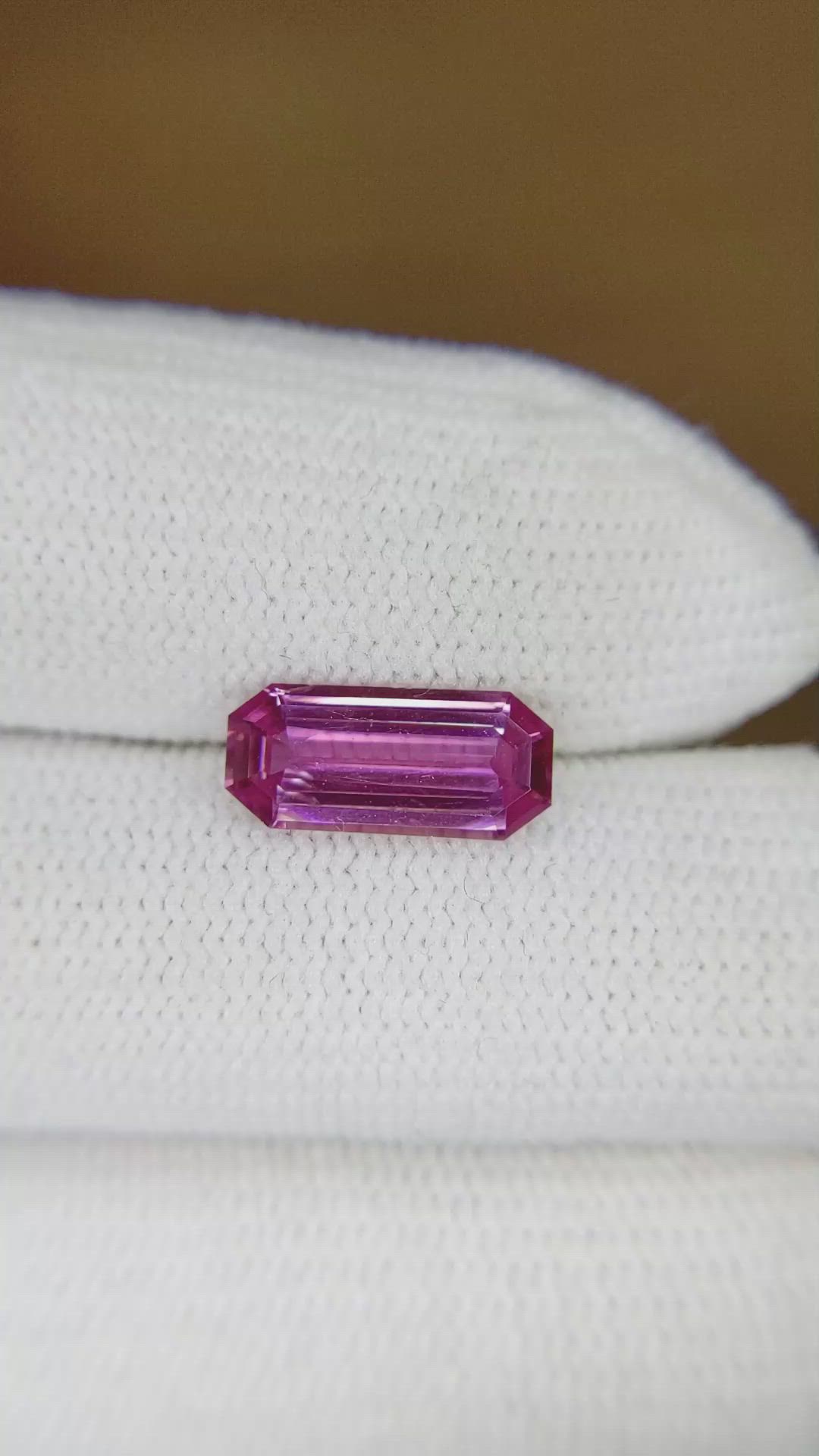2.06 Ct. Pink Sapphire from Ceylon (Sri Lanka) Size Video