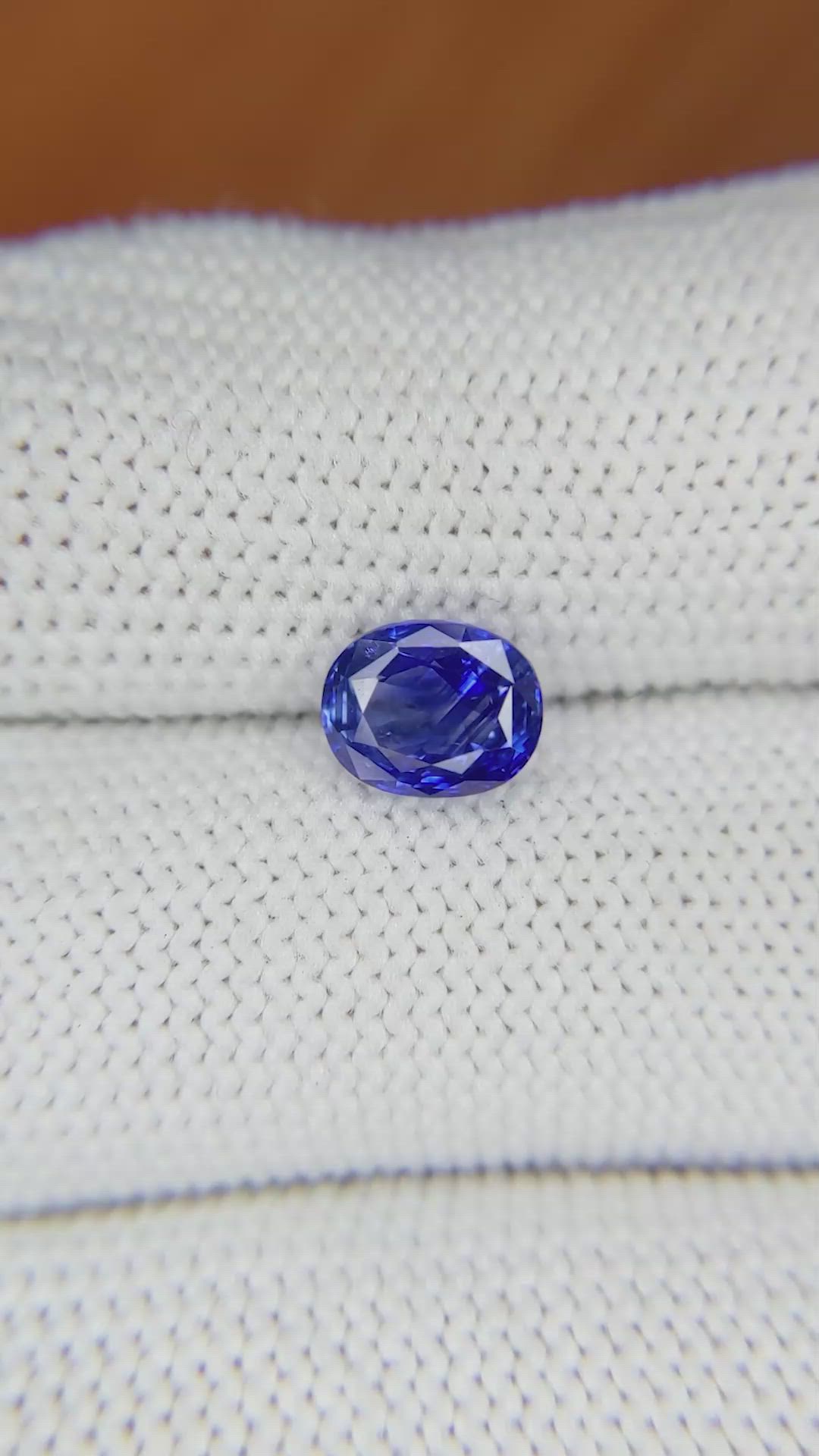 1.65 Ct. Blue Sapphire from Ceylon (Sri Lanka) Size Video