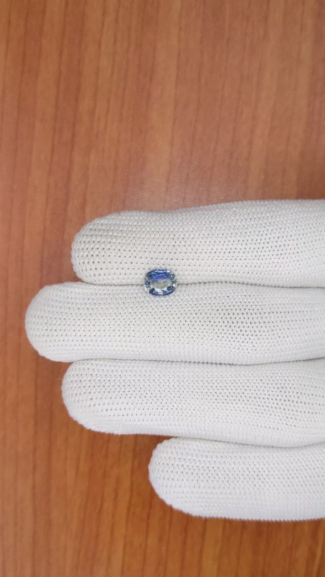 1.11 Ct. Bi Color Sapphire from Ceylon (Sri Lanka) Size Video