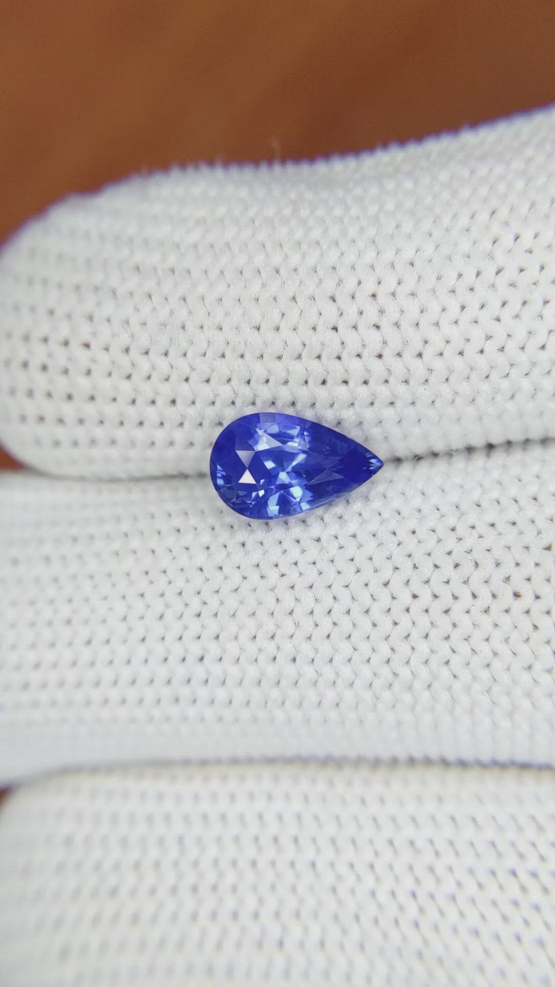 1.59 Ct. Blue Sapphire from Ceylon (Sri Lanka) Size Video