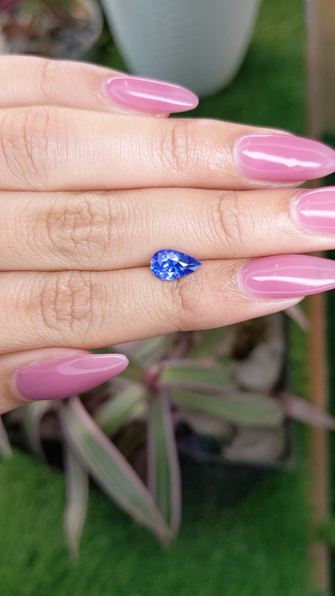 1.59 Ct. Blue Sapphire from Ceylon (Sri Lanka) Size Video