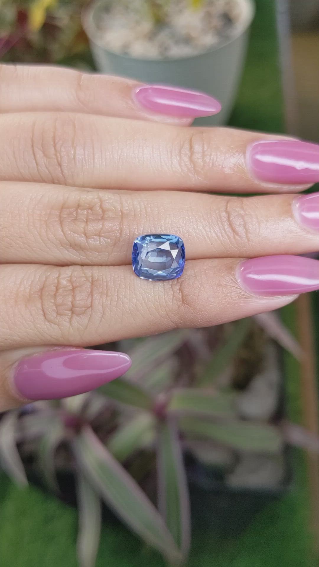 4.84 Ct. Blue Sapphire from Ceylon (Sri Lanka) Size Video