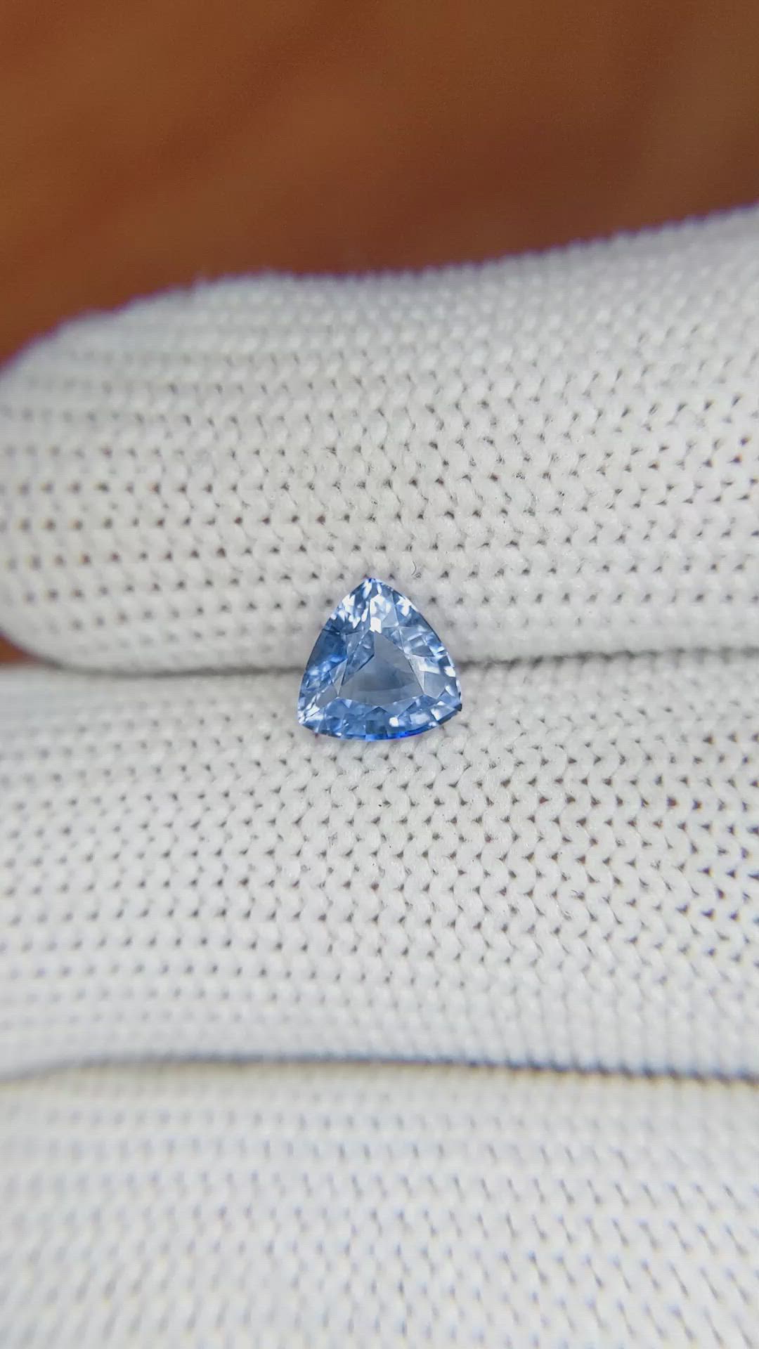 1.09 Ct. Blue Sapphire from Ceylon (Sri Lanka) Size Video