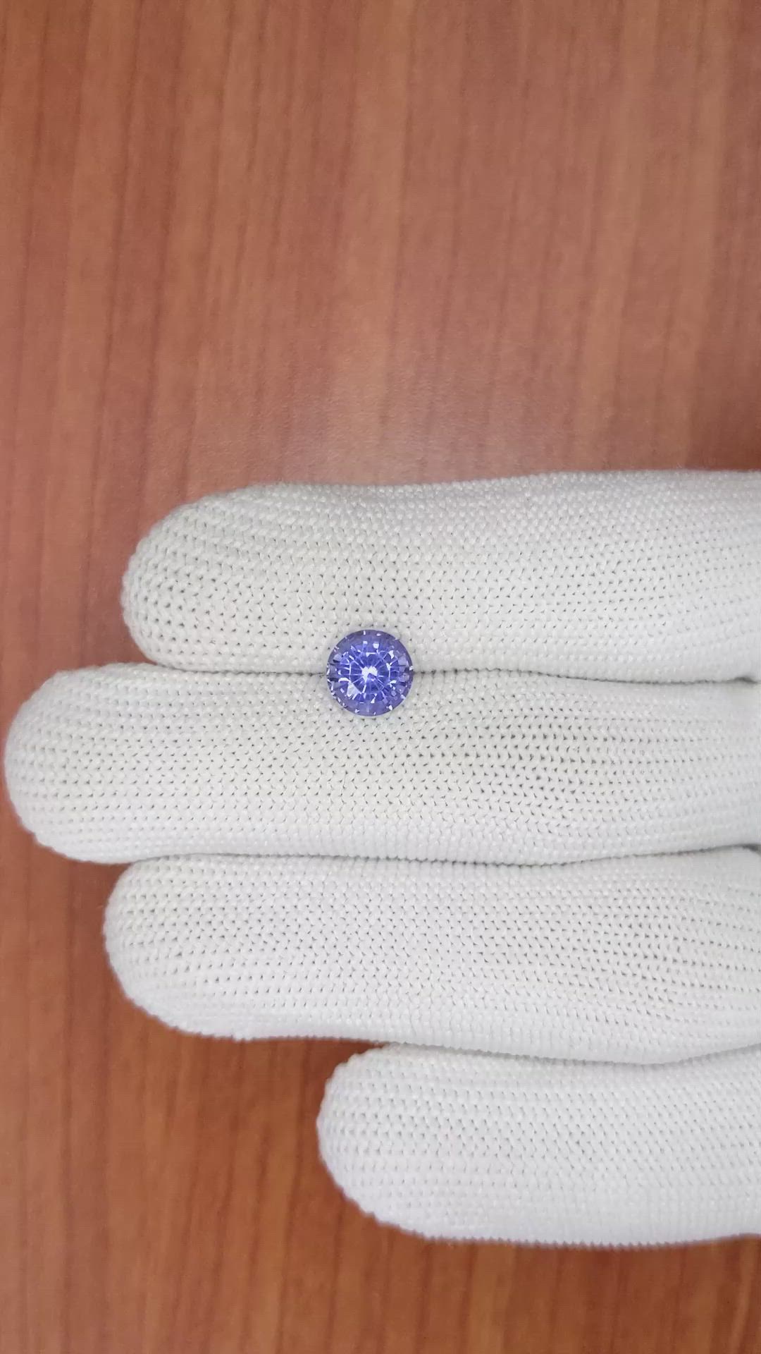 2.01 Ct. Sapphire from Ceylon (Sri Lanka) Size Video