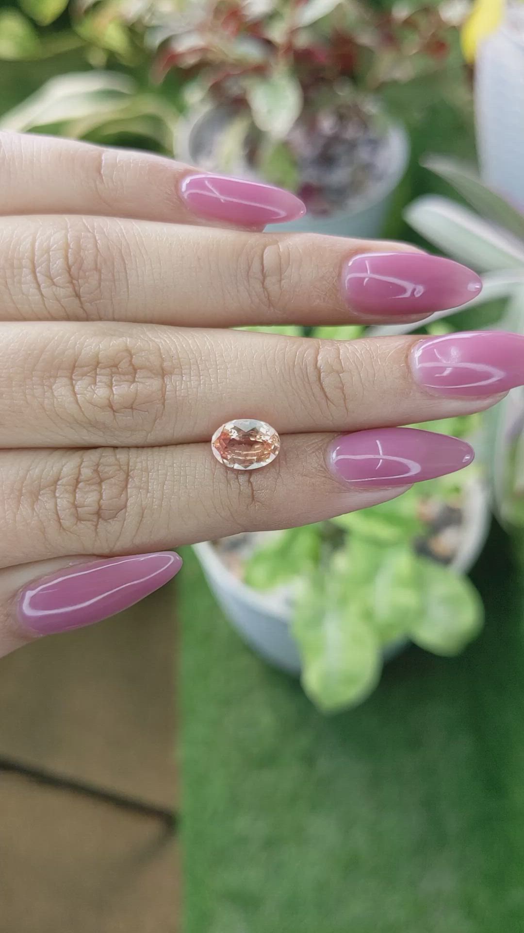 2.16 Ct. Padparadscha Sapphire from Ceylon (Sri Lanka) Size Video