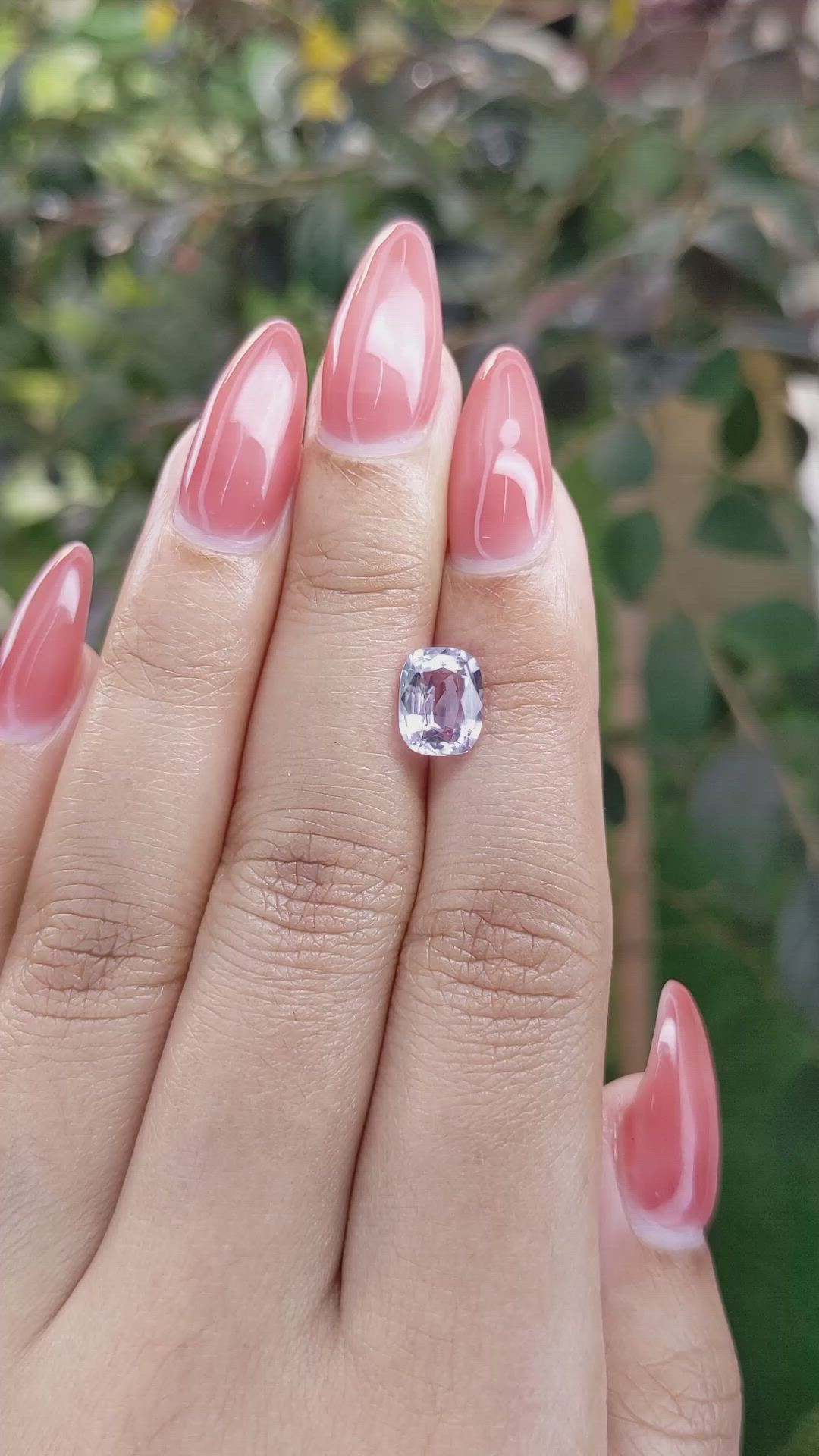 2.25 Ct. Pinkish Purple Sapphire from Ceylon (Sri Lanka) Size Video