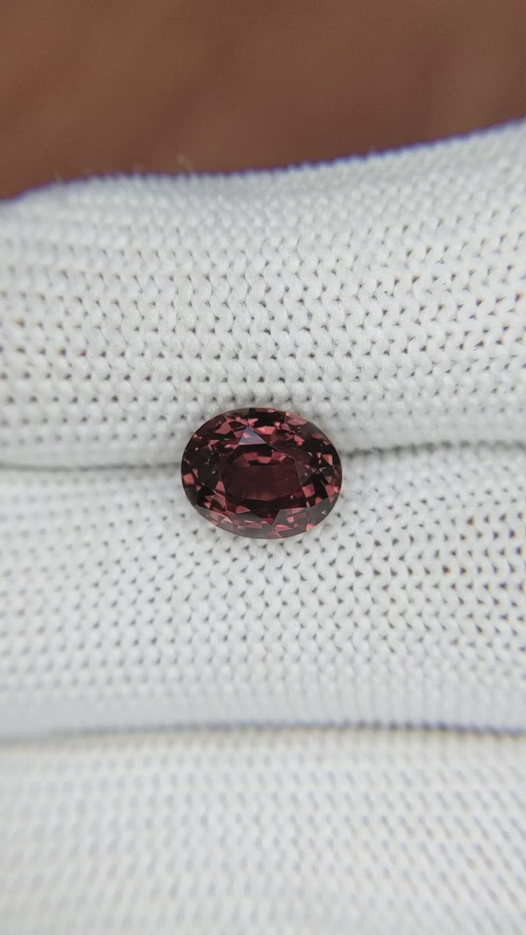 3.32 Ct. Orangish Brown Sapphire from Ceylon (Sri Lanka) Size Video
