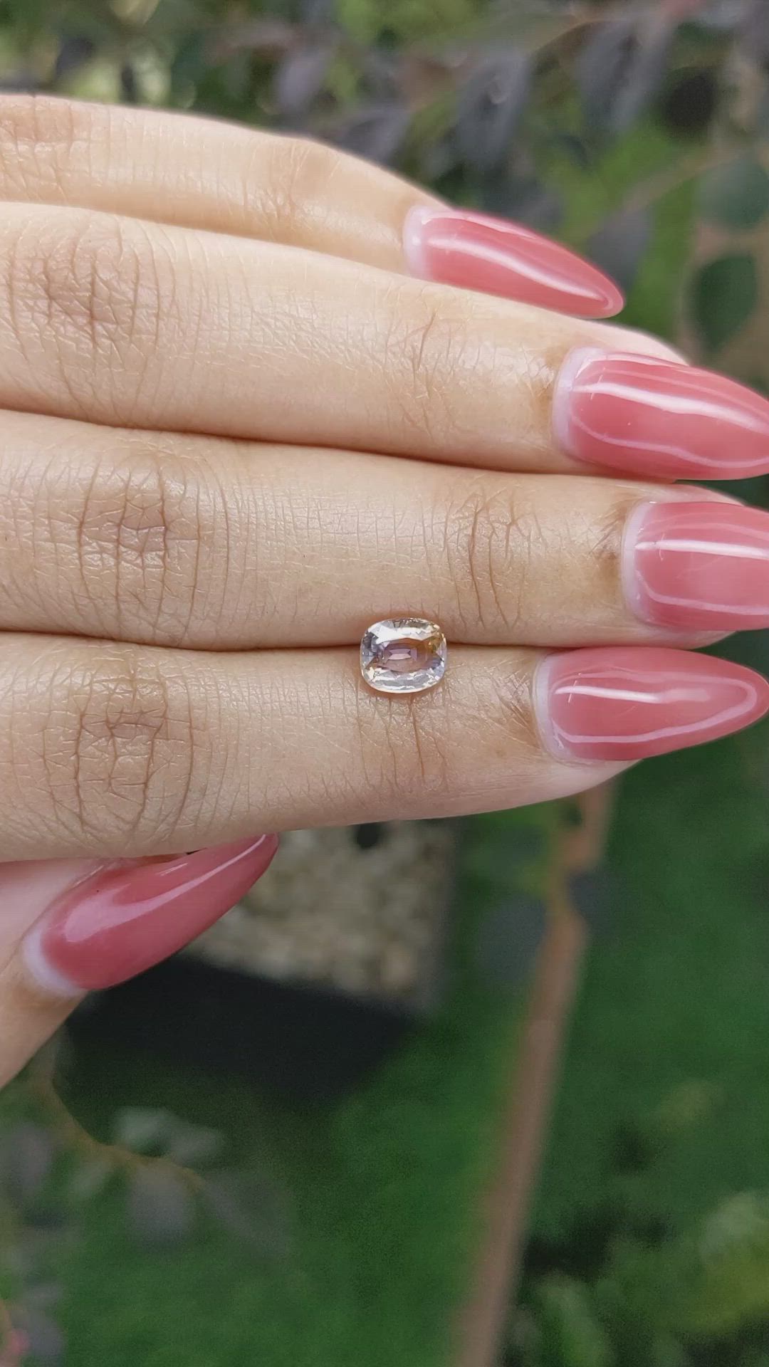 1.29 Ct. Bi Color Sapphire from Ceylon (Sri Lanka) Size Video