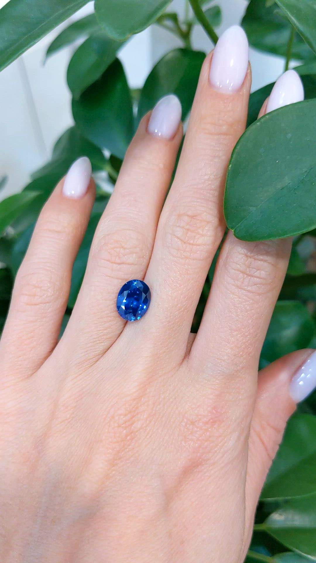 3.43 Ct. Blue Sapphire from Ceylon (Sri Lanka) Size Video