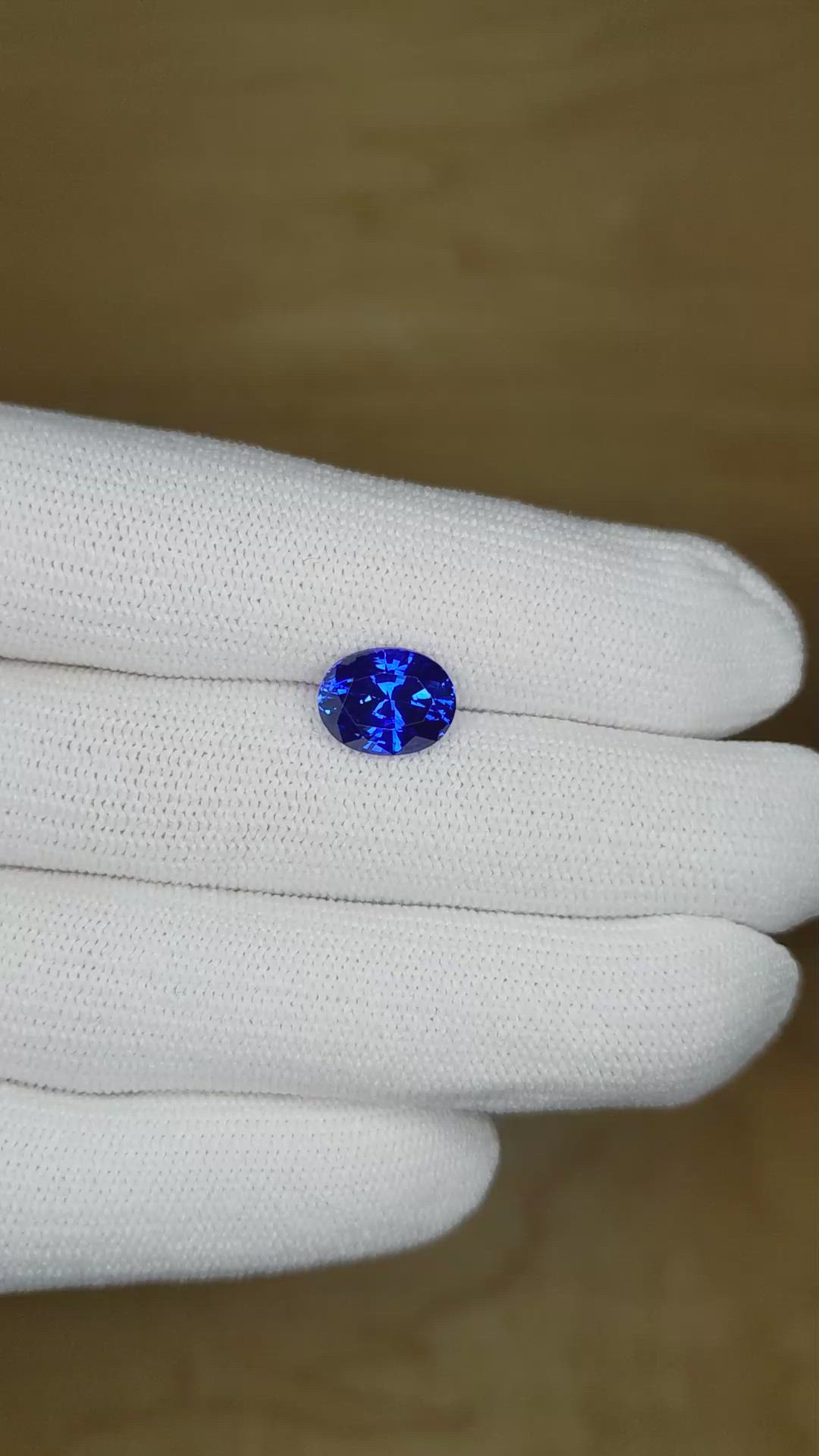 3.43 Ct. Blue Sapphire from Ceylon (Sri Lanka) Size Video