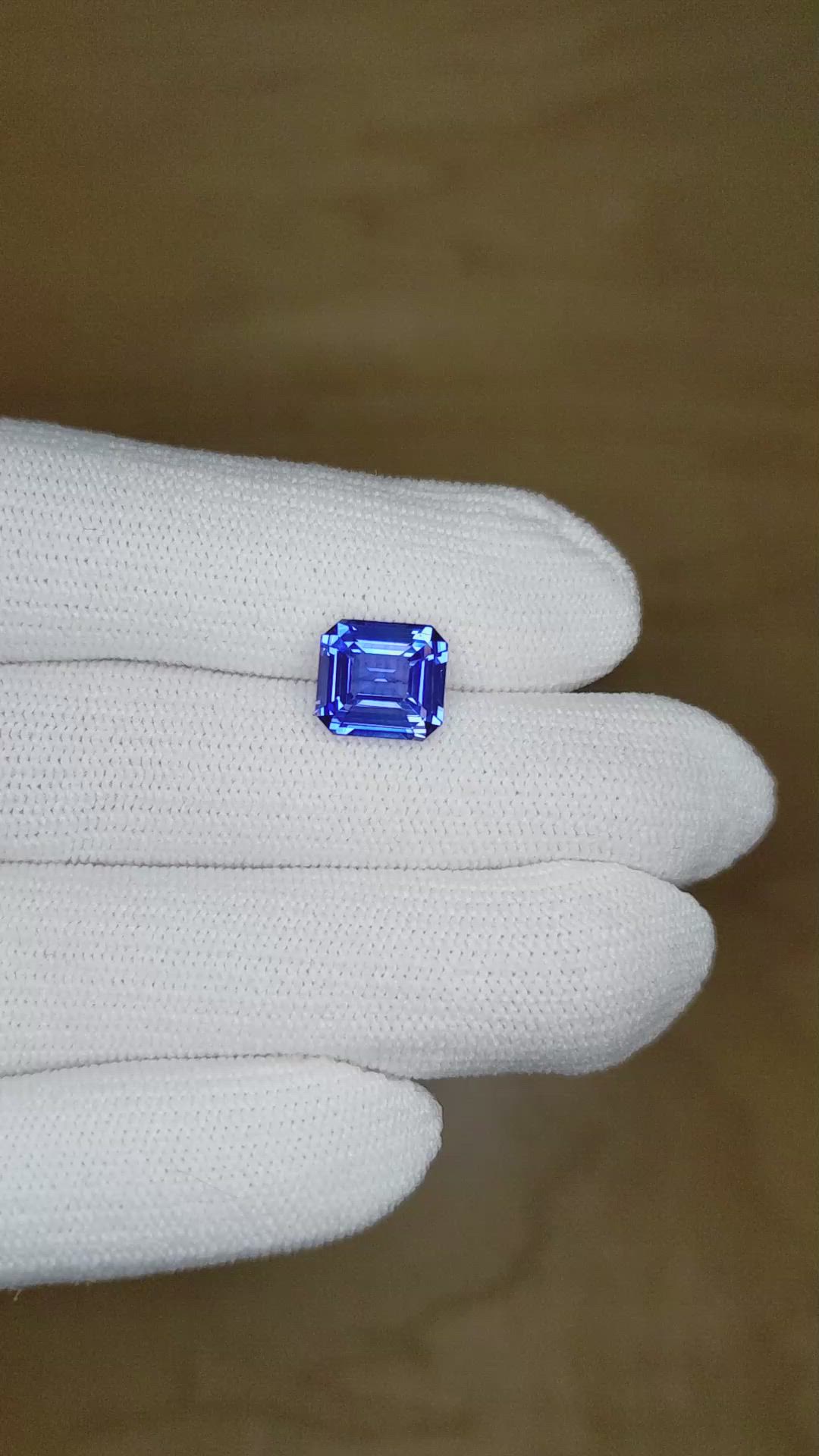 4.06 Ct. Blue Sapphire from Ceylon (Sri Lanka) Size Video