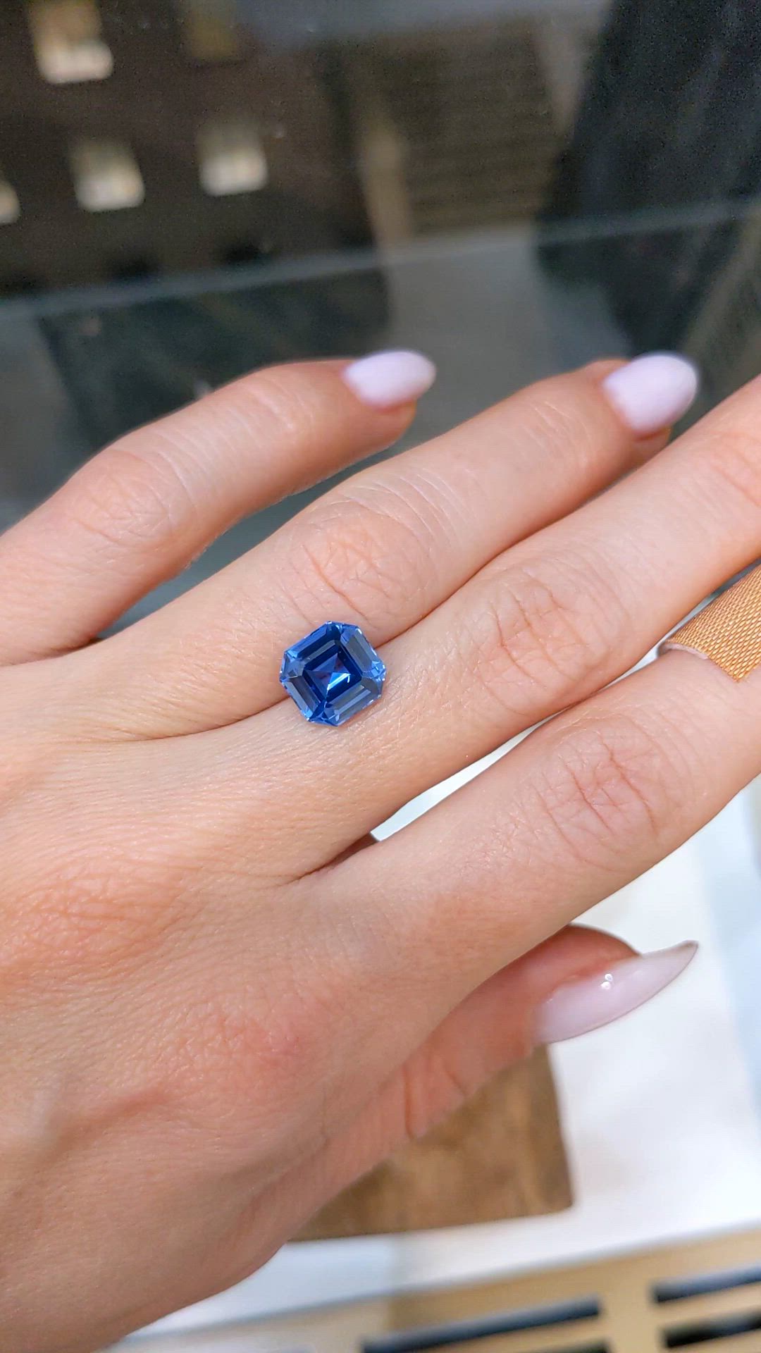 3.45 Ct. Blue Sapphire from Ceylon (Sri Lanka) Size Video