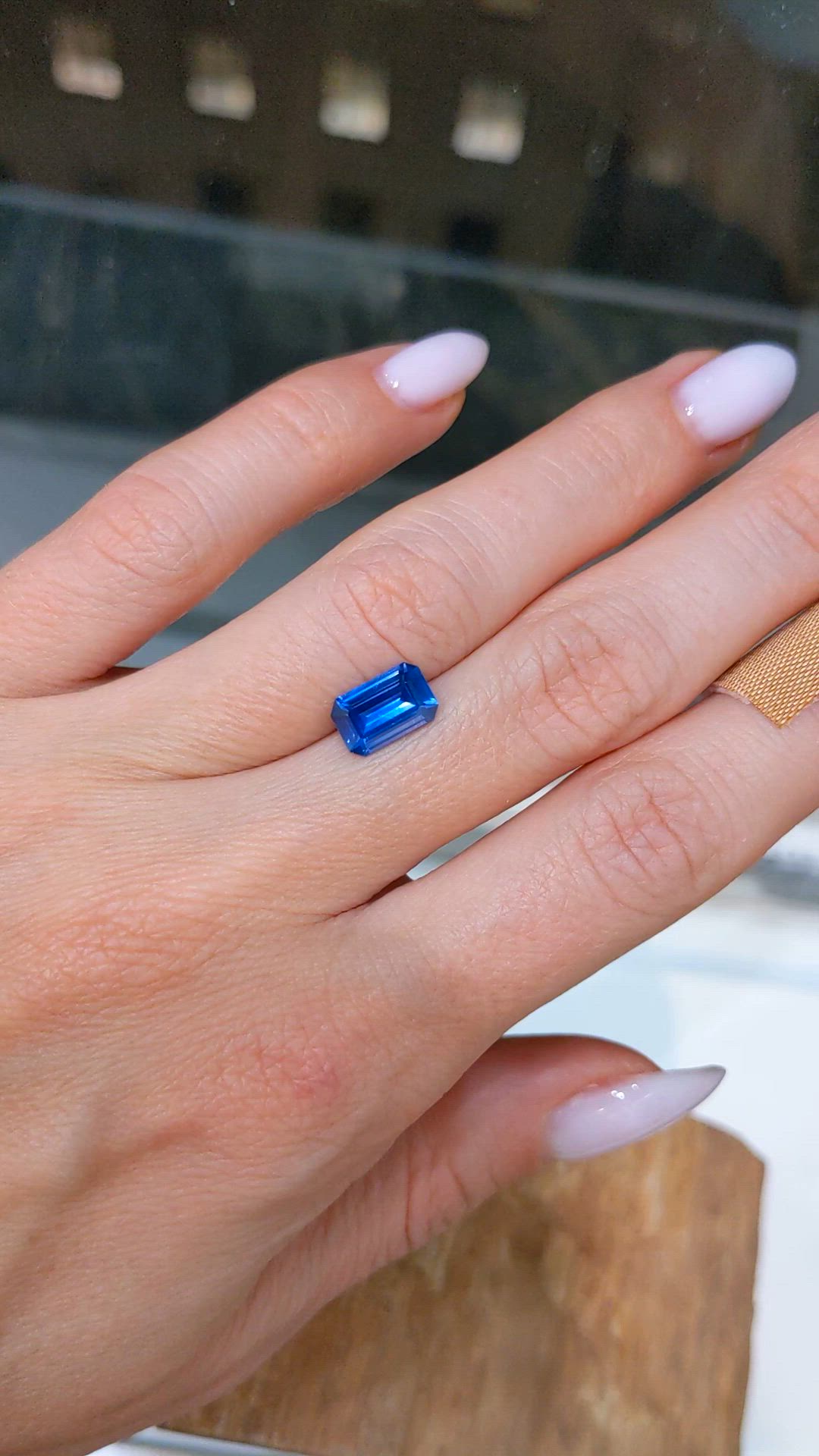1.86 Ct. Blue Sapphire from Ceylon (Sri Lanka) Size Video